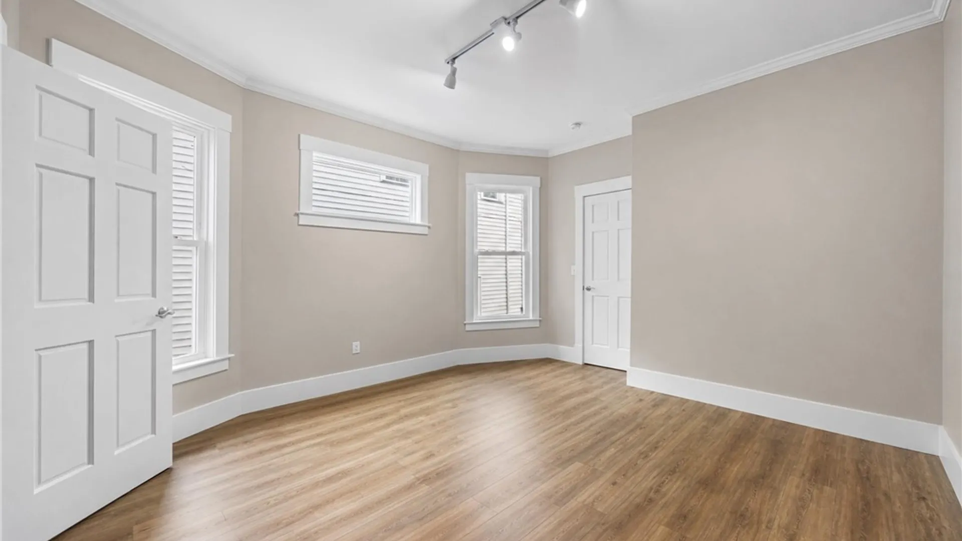 Property at 185 Columbia Avenue, Rochester, NY 14608 12