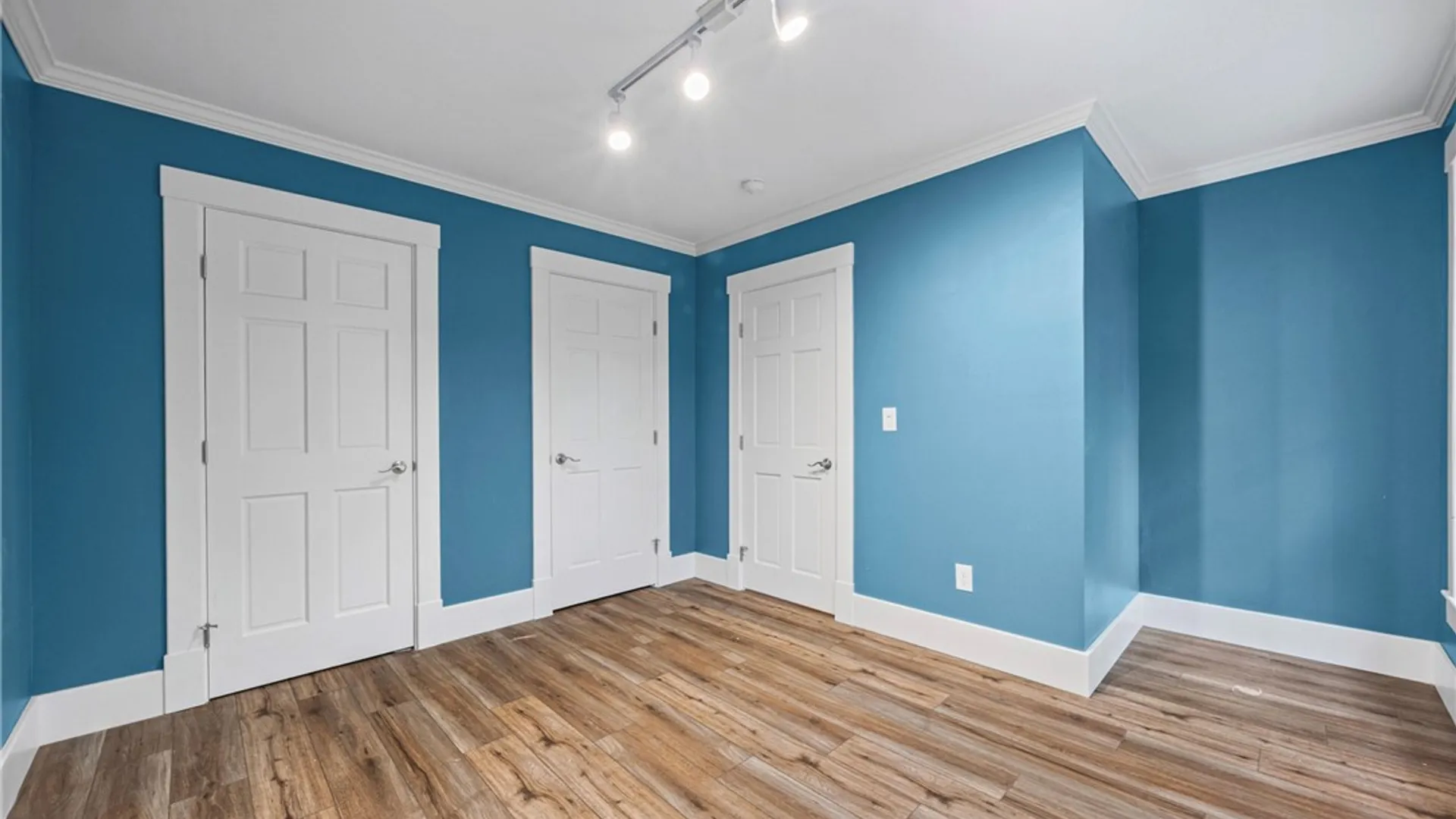 Property at 185 Columbia Avenue, Rochester, NY 14608 9