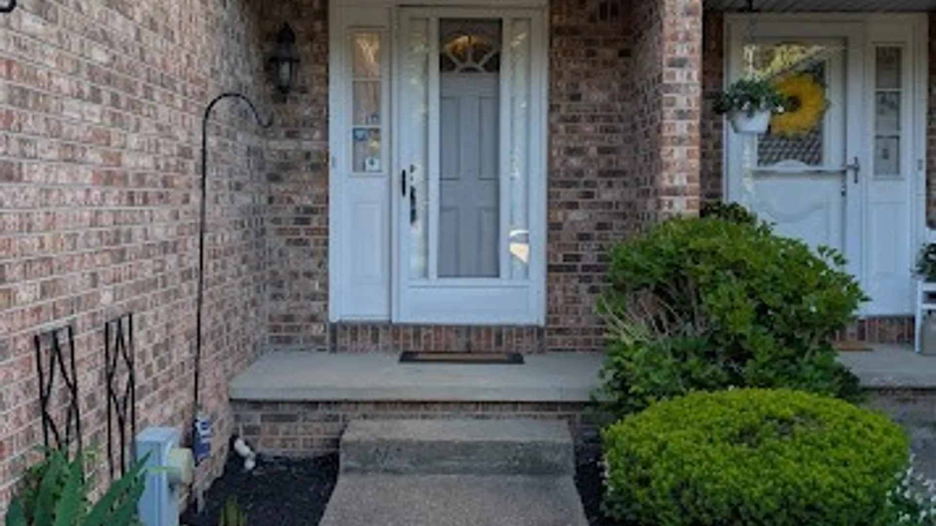 Property at 20 Niagara Shore Drive, Tonawanda, NY 14150 11