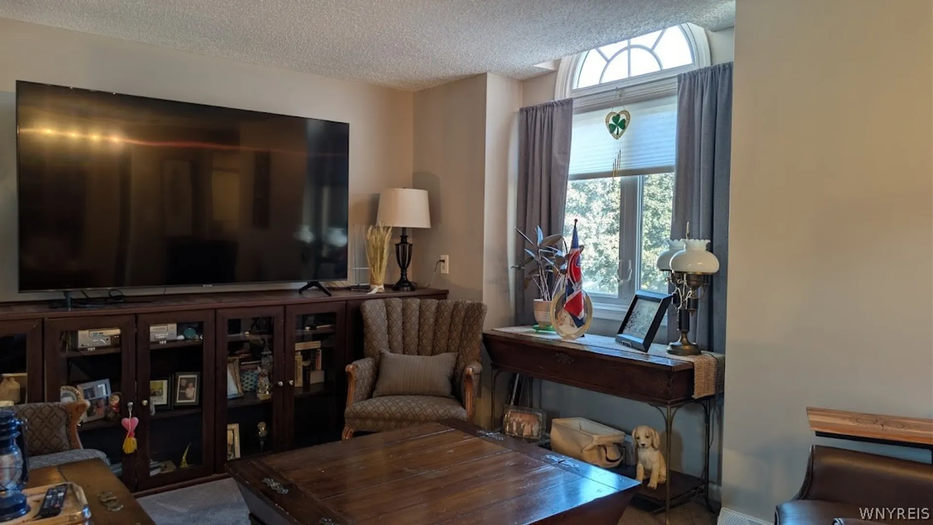 Property at 20 Niagara Shore Drive, Tonawanda, NY 14150 22