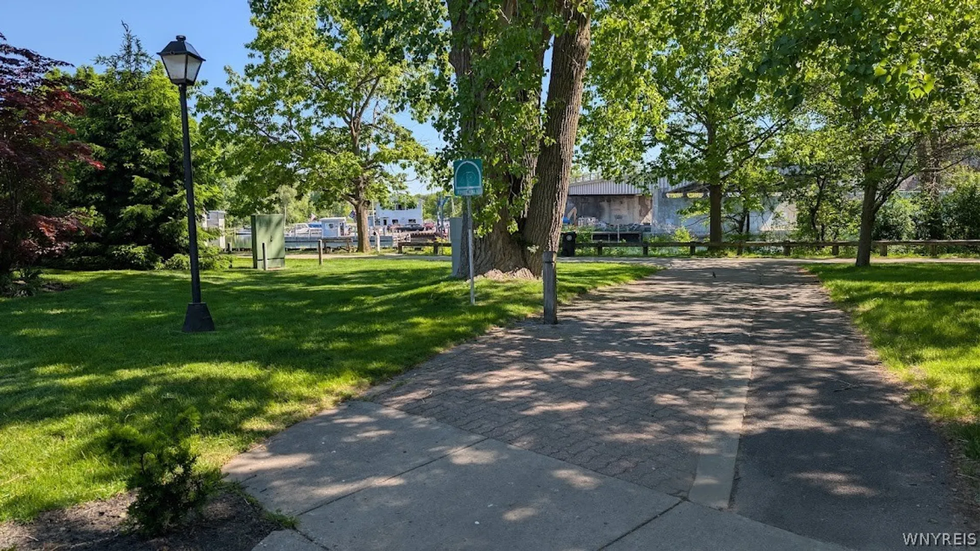 Property at 20 Niagara Shore Drive, Tonawanda, NY 14150 50