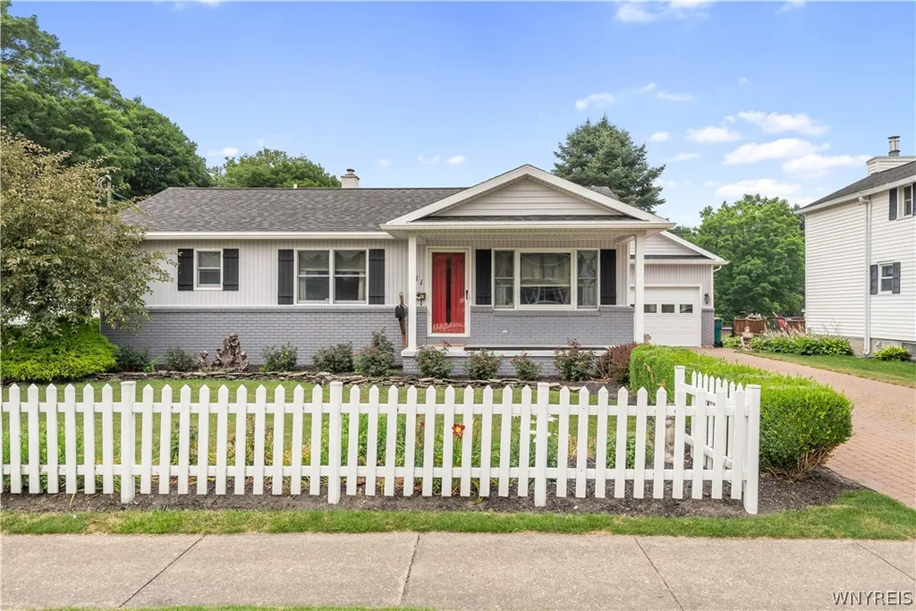 Property at 111 W Court Street, Warsaw, NY 14569