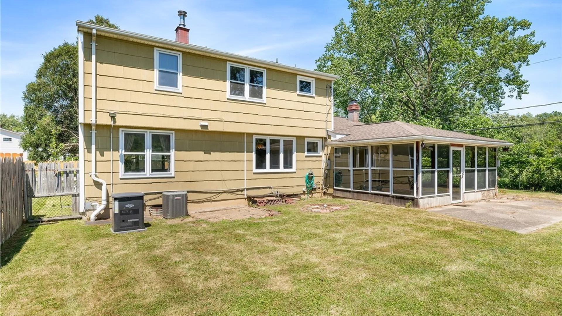 Property at 137 Christine Drive, Amherst, NY 14228 22