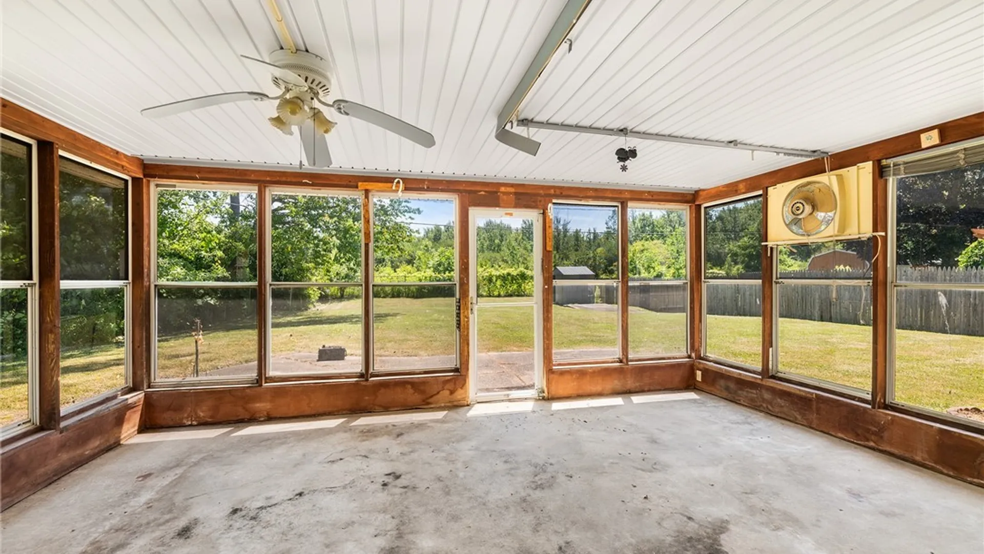 Property at 137 Christine Drive, Amherst, NY 14228 6