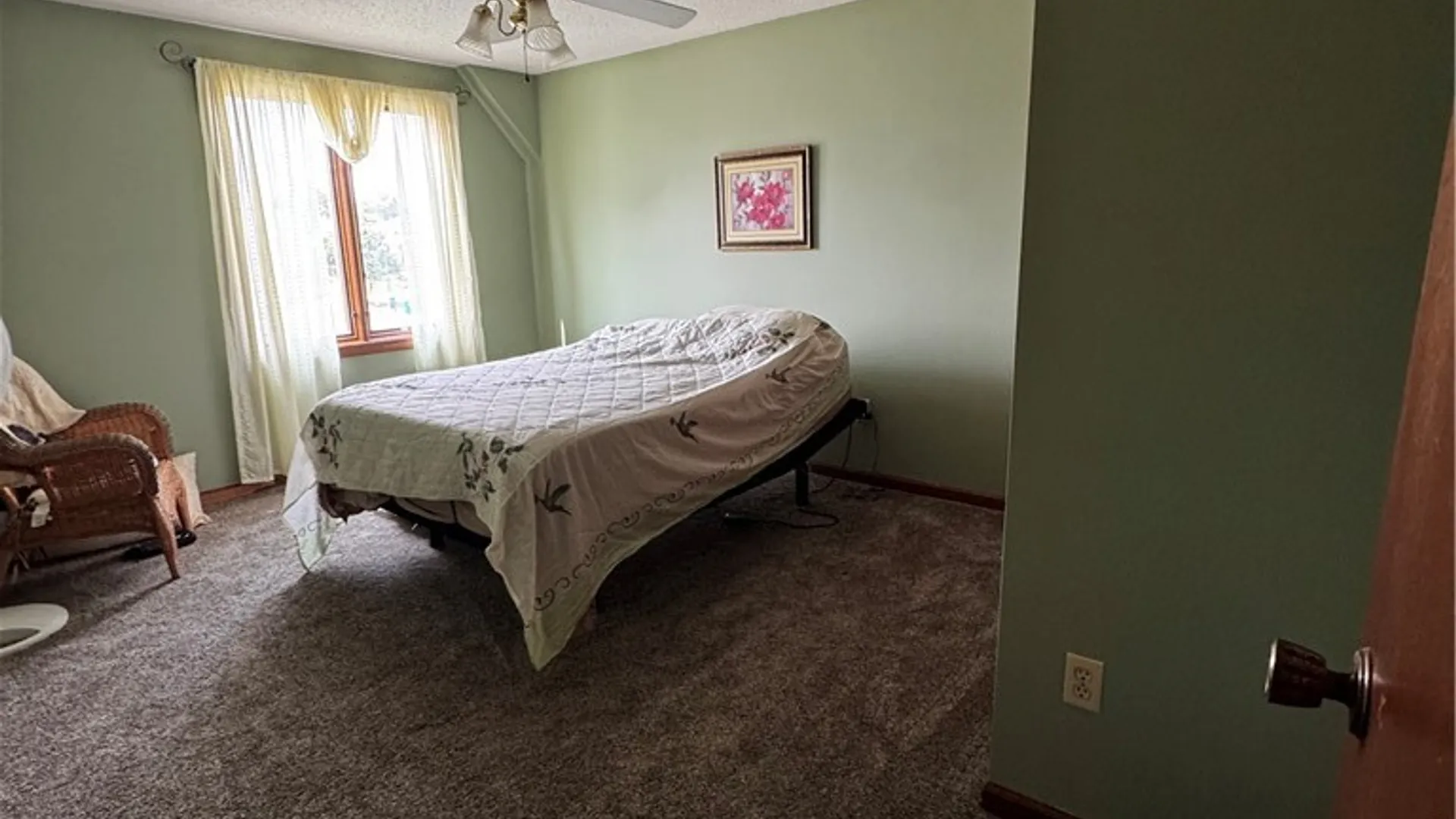 Property at 3568 Heatherwood Drive, Hamburg, NY 14075 8