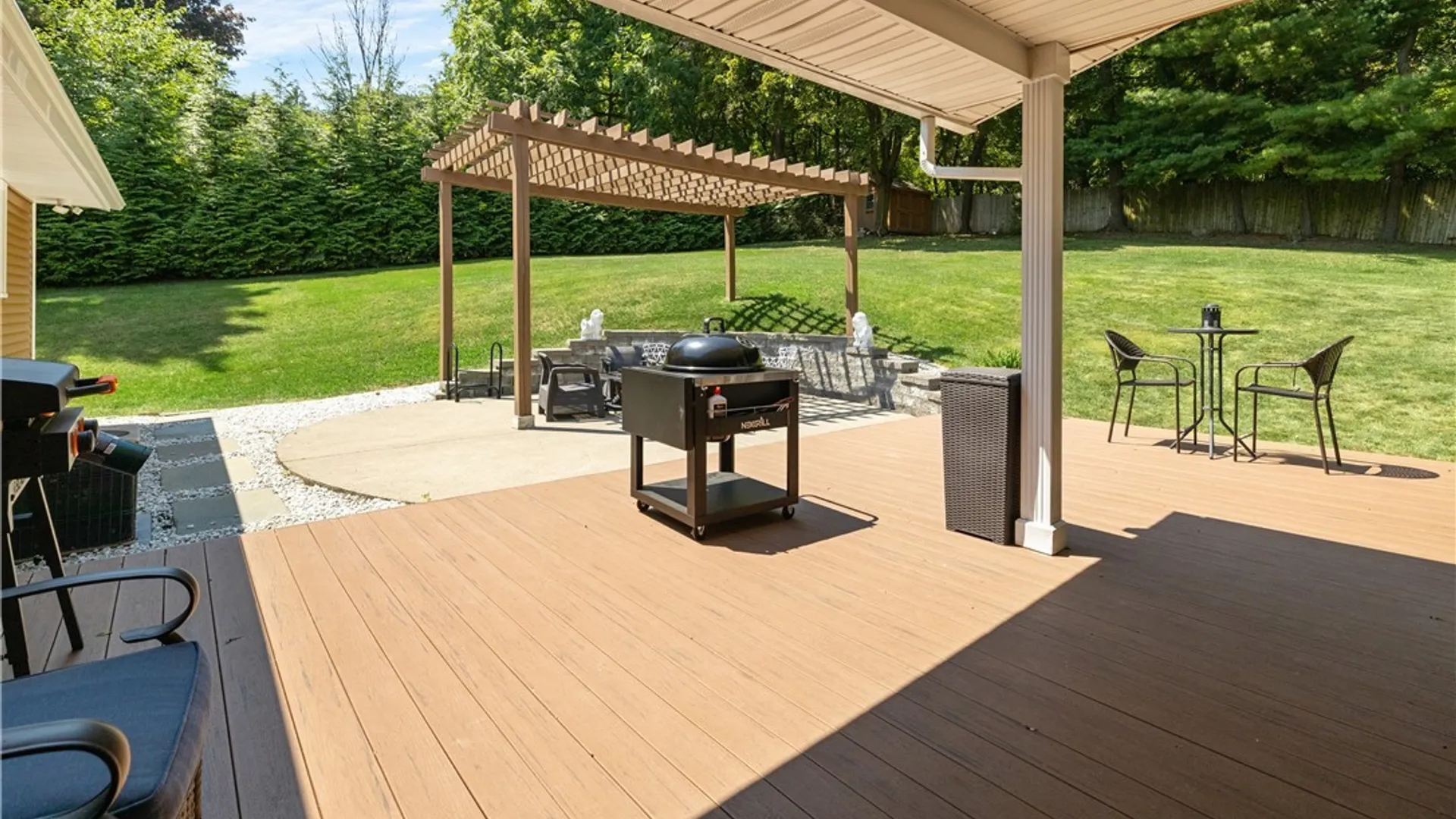 Property at 104 Ivy Lane, Camillus, NY 13219 41