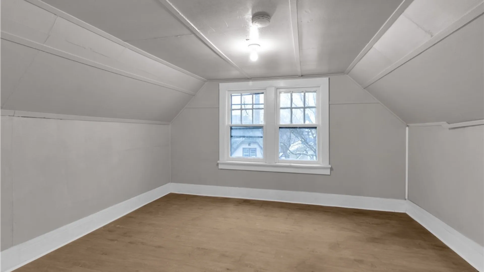 Property at 132 Royal Avenue, Buffalo, NY 14207 24