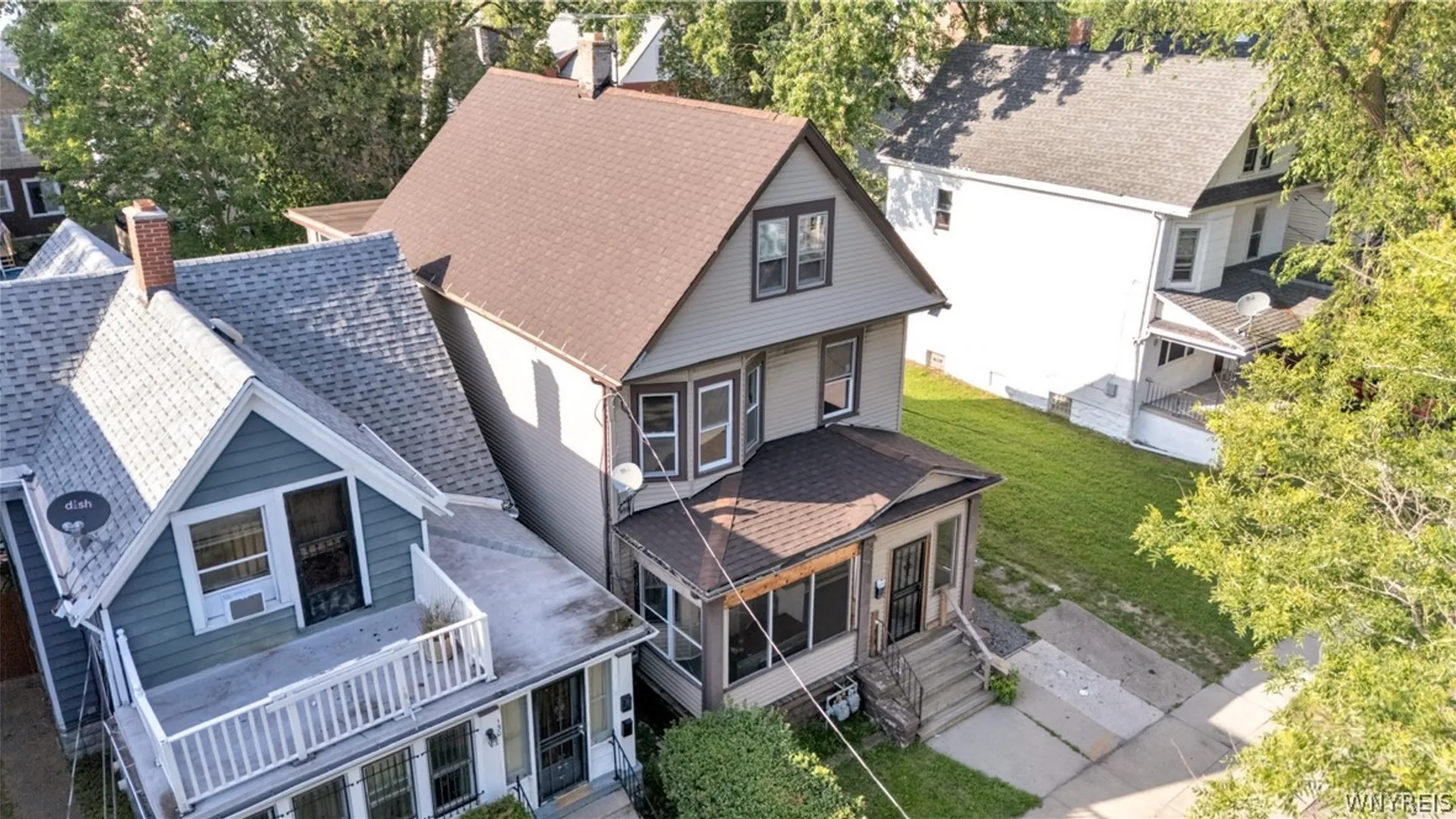 Property at 132 Royal Avenue, Buffalo, NY 14207 5
