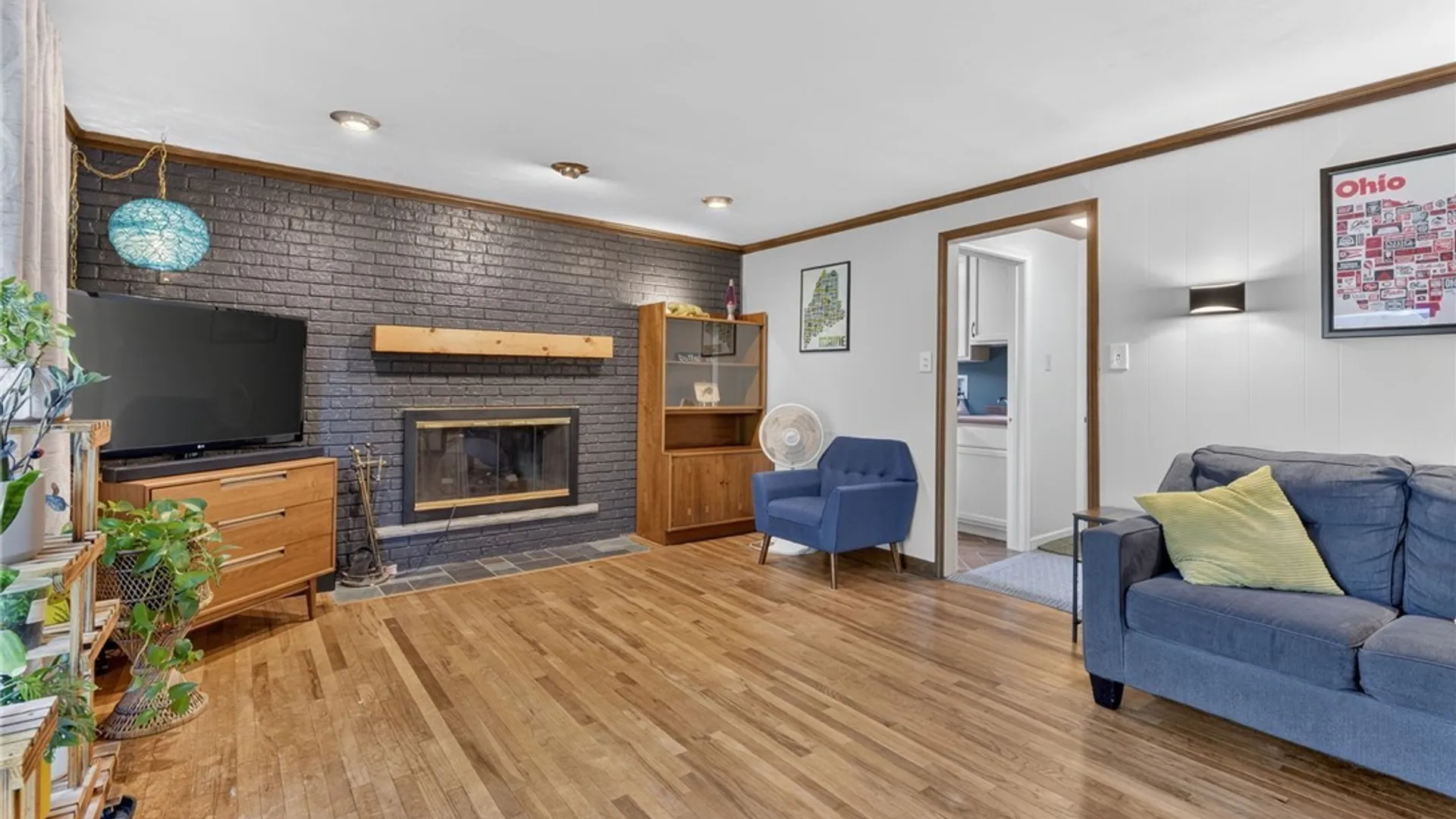 Property at 392 Hawthorne Place, Porter, NY 14174 8