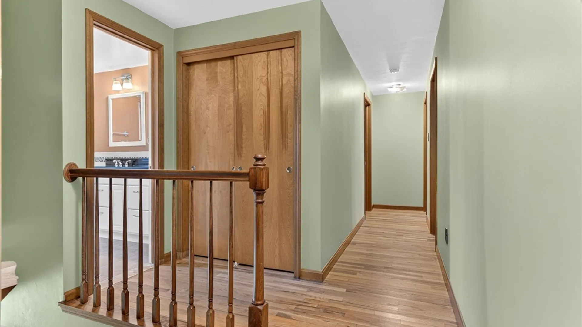 Property at 392 Hawthorne Place, Porter, NY 14174 27