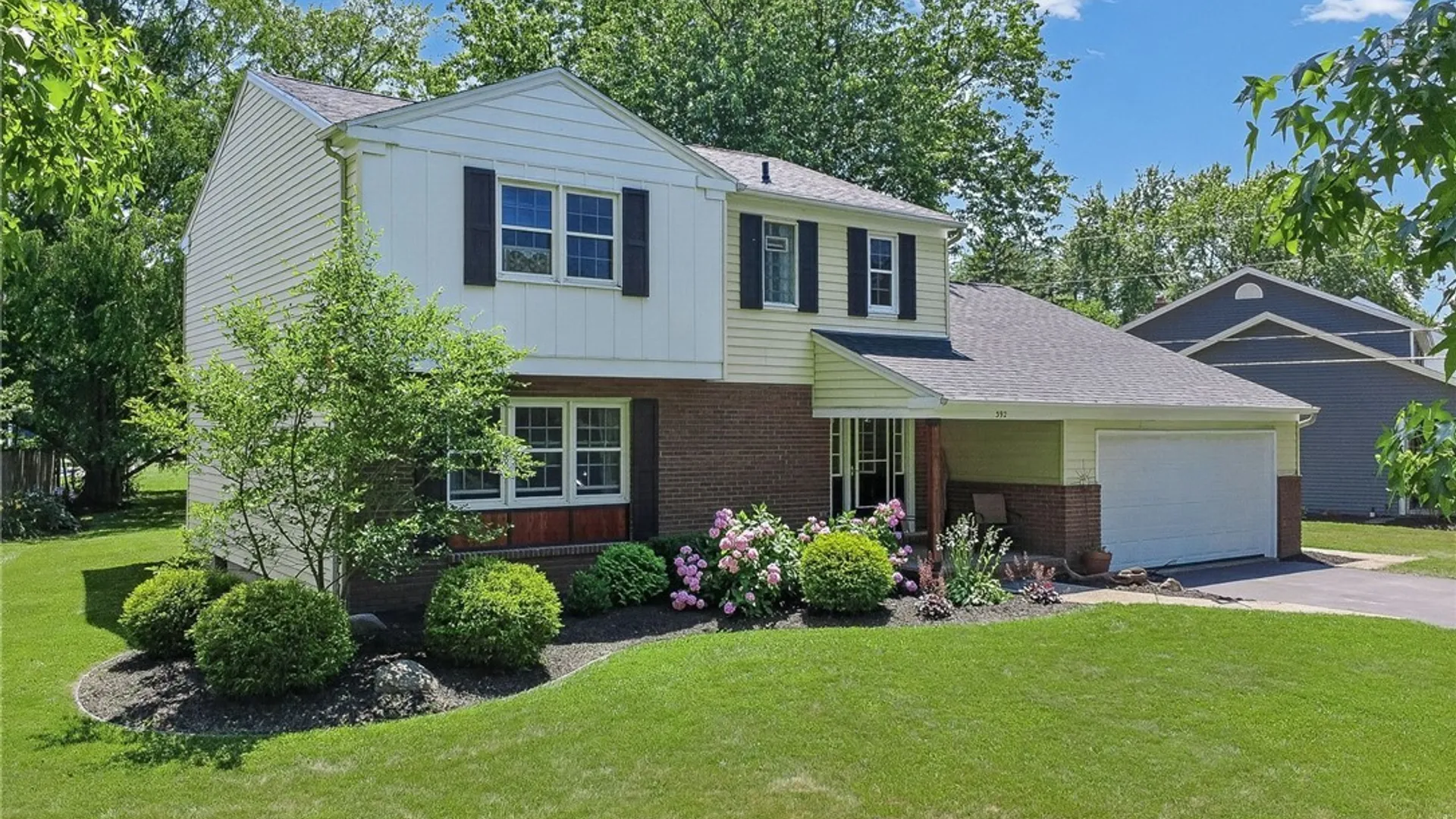 Property at 392 Hawthorne Place, Porter, NY 14174 50