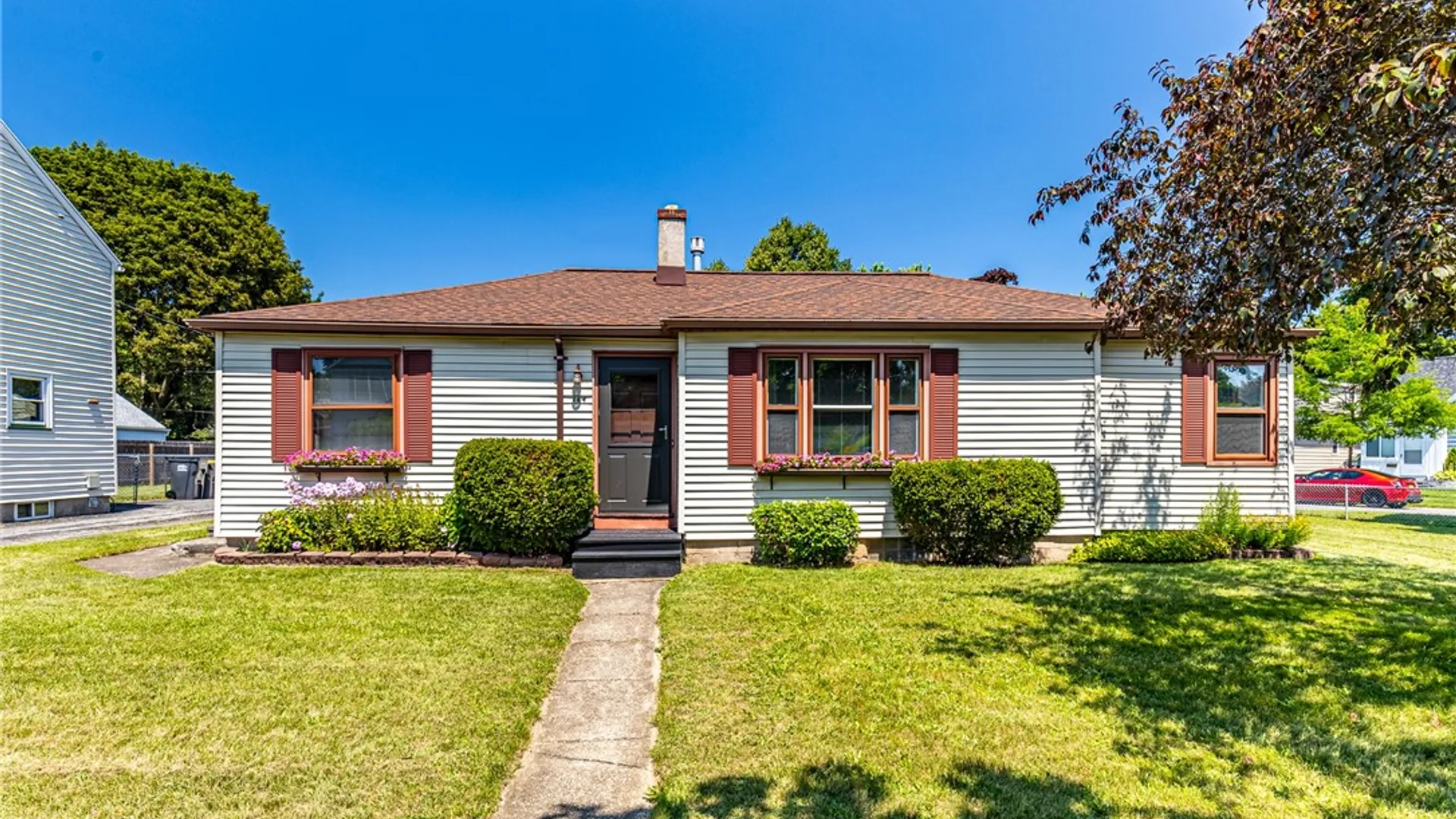 Property at 164 Haviland Park, Greece, NY 14616 2