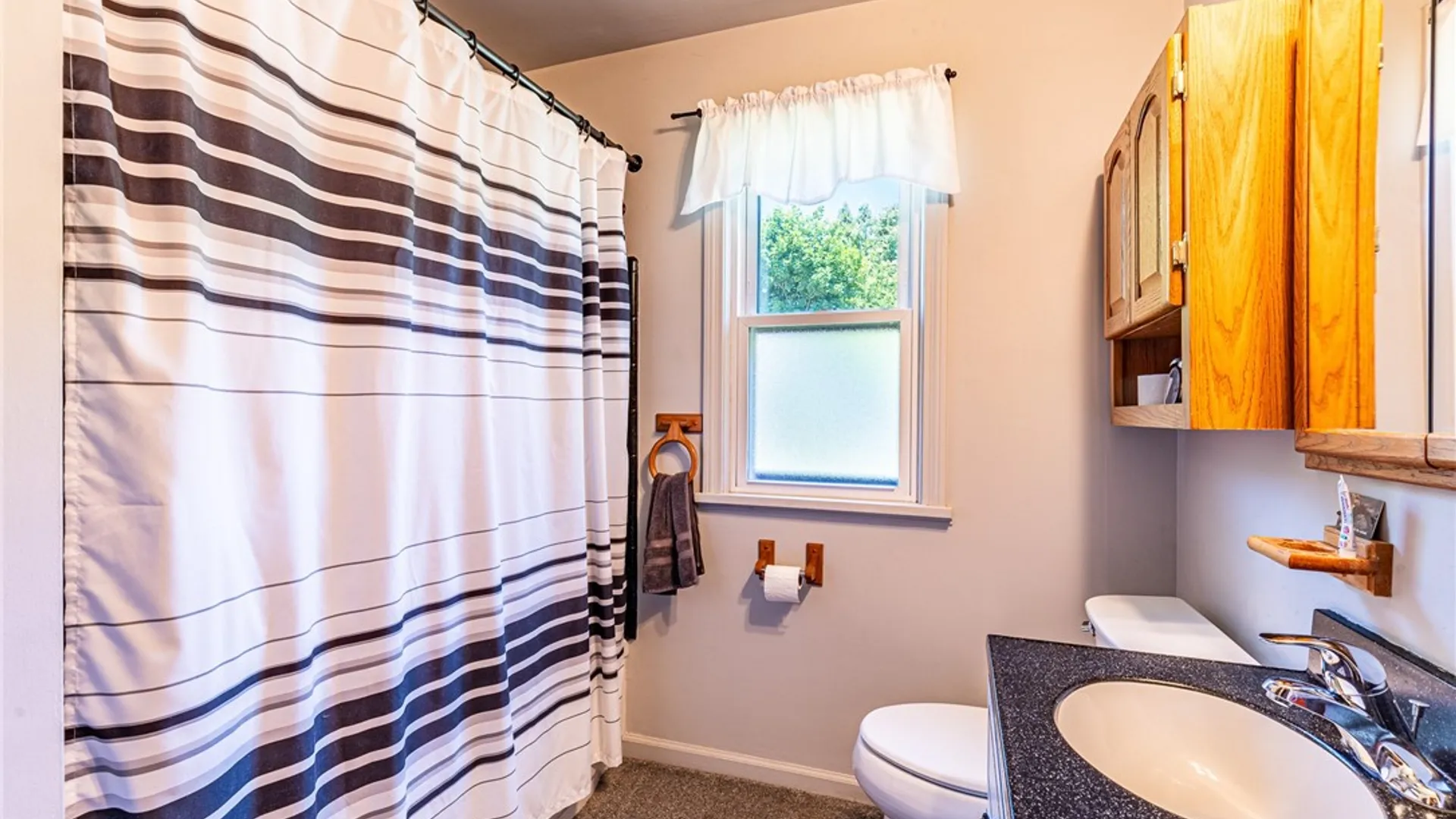 Property at 164 Haviland Park, Greece, NY 14616 27