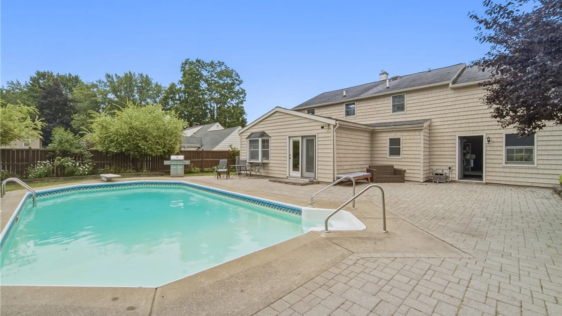 Property at 704 Hickory Street, Salina, NY 13088 25