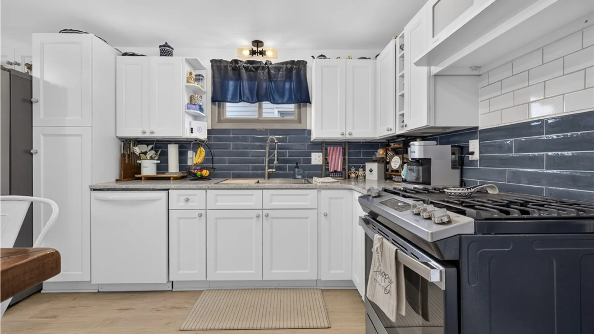 Property at 122 Ryan Street, Buffalo, NY 14210 9