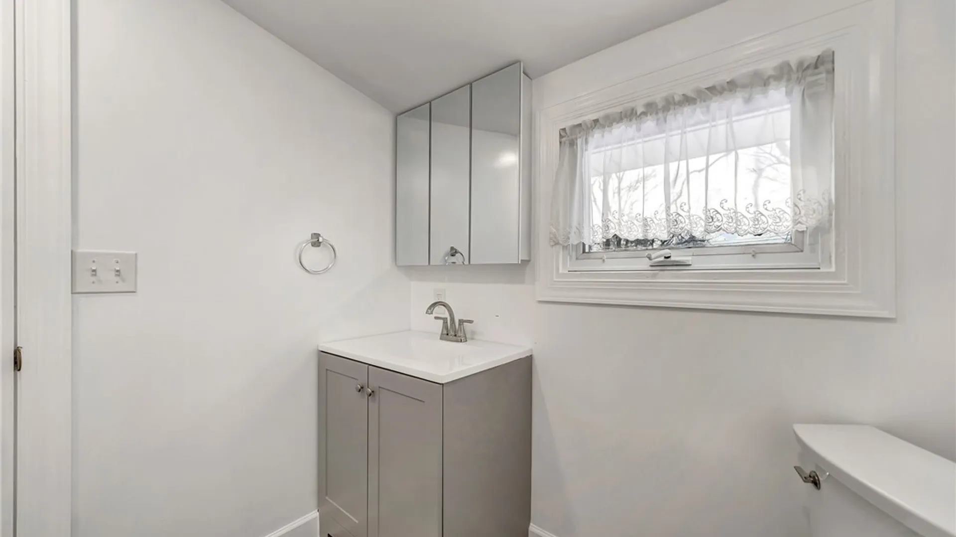 Property at 206 Wrexham Court, Tonawanda, NY 14150 36