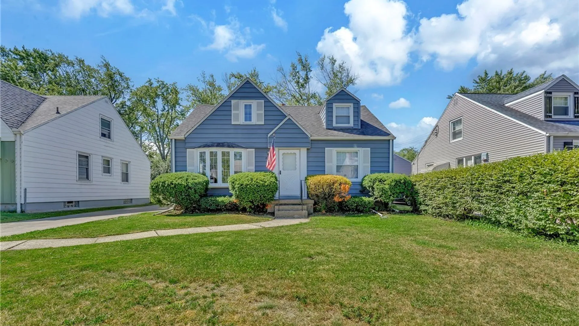 Property at 206 Wrexham Court, Tonawanda, NY 14150 3
