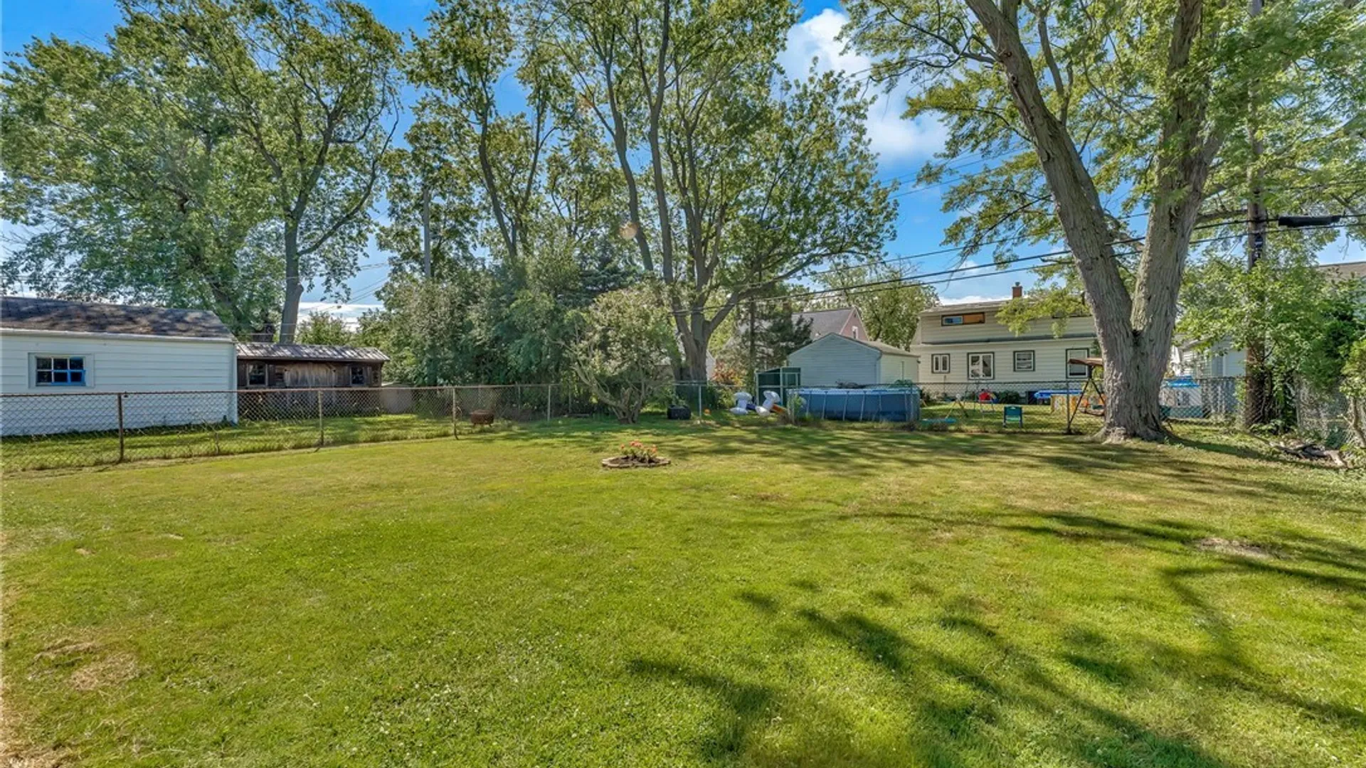 Property at 206 Wrexham Court, Tonawanda, NY 14150 48