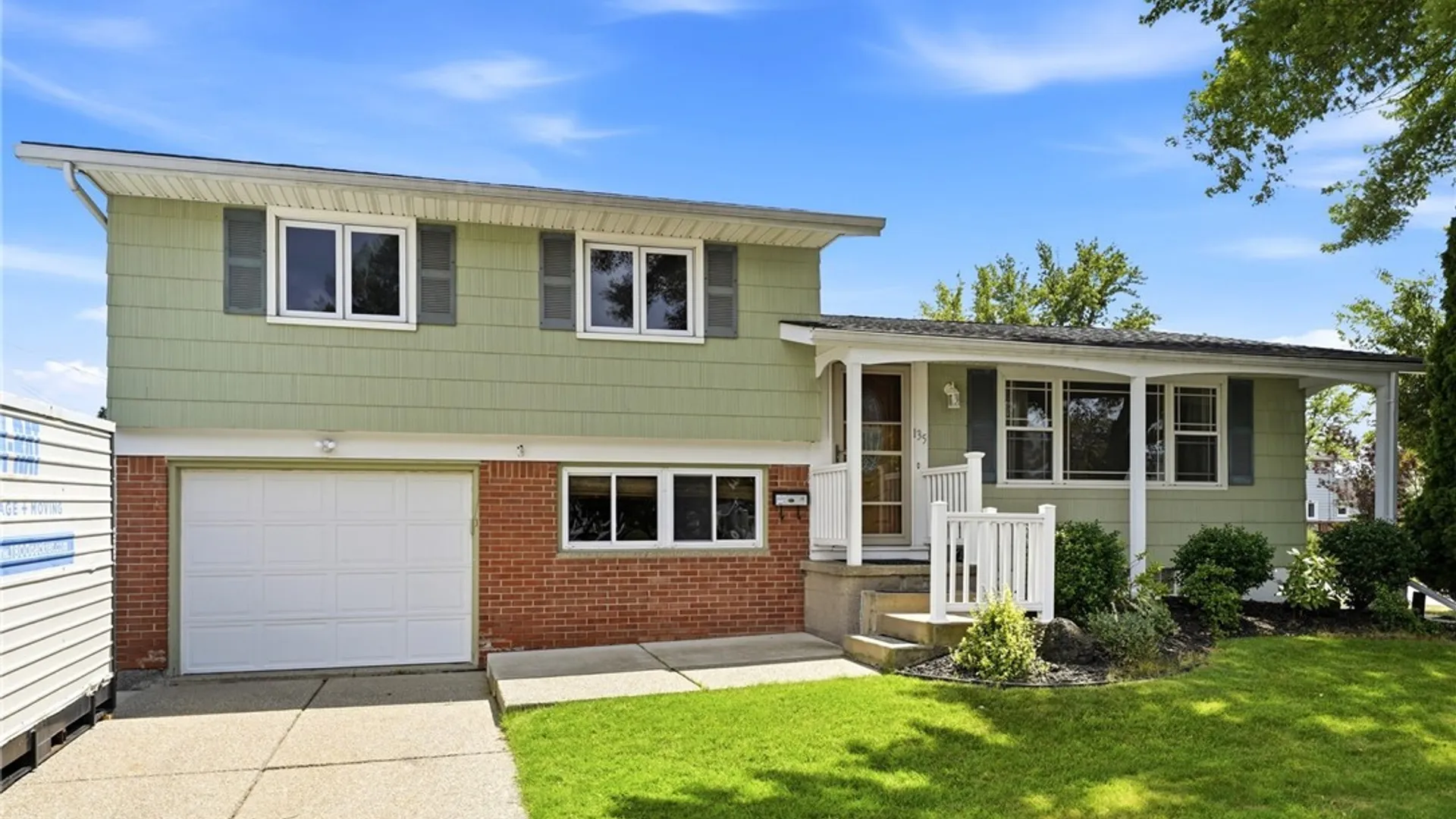 Property at 135 Millwood Drive, Tonawanda, NY 14150 3