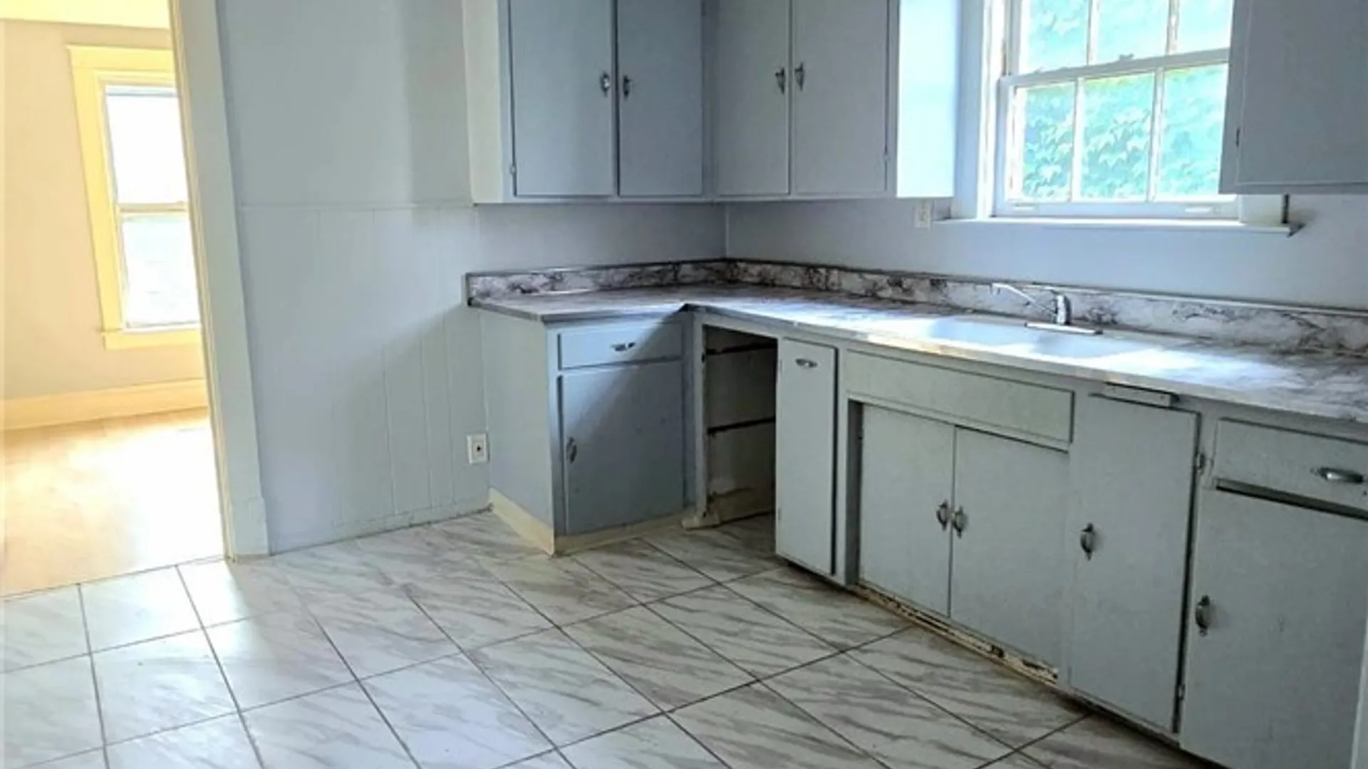 Property at 468 Portage Road, Niagara Falls, NY 14303 5