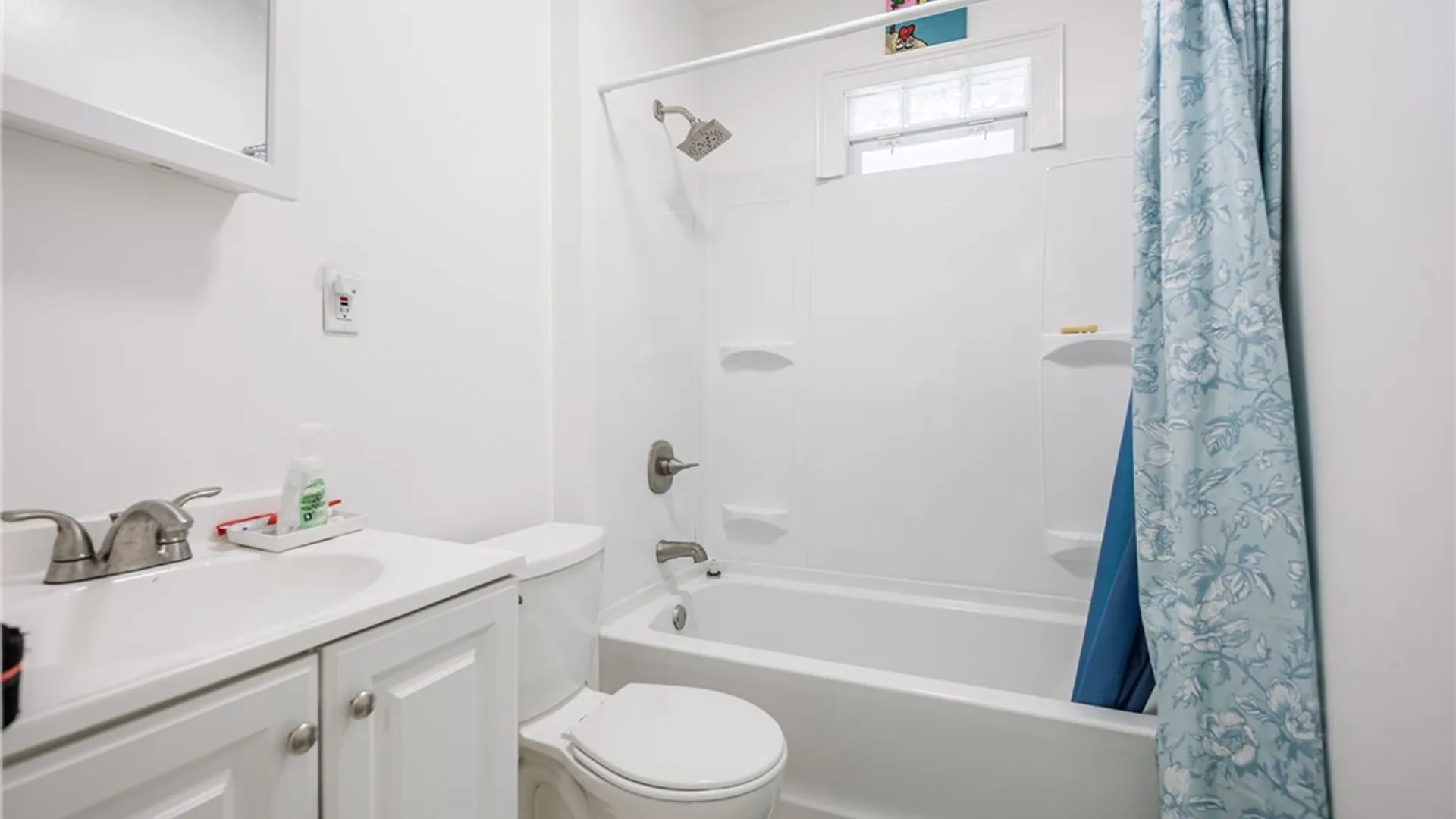Property at 409 Raines Park, Rochester, NY 14613 28