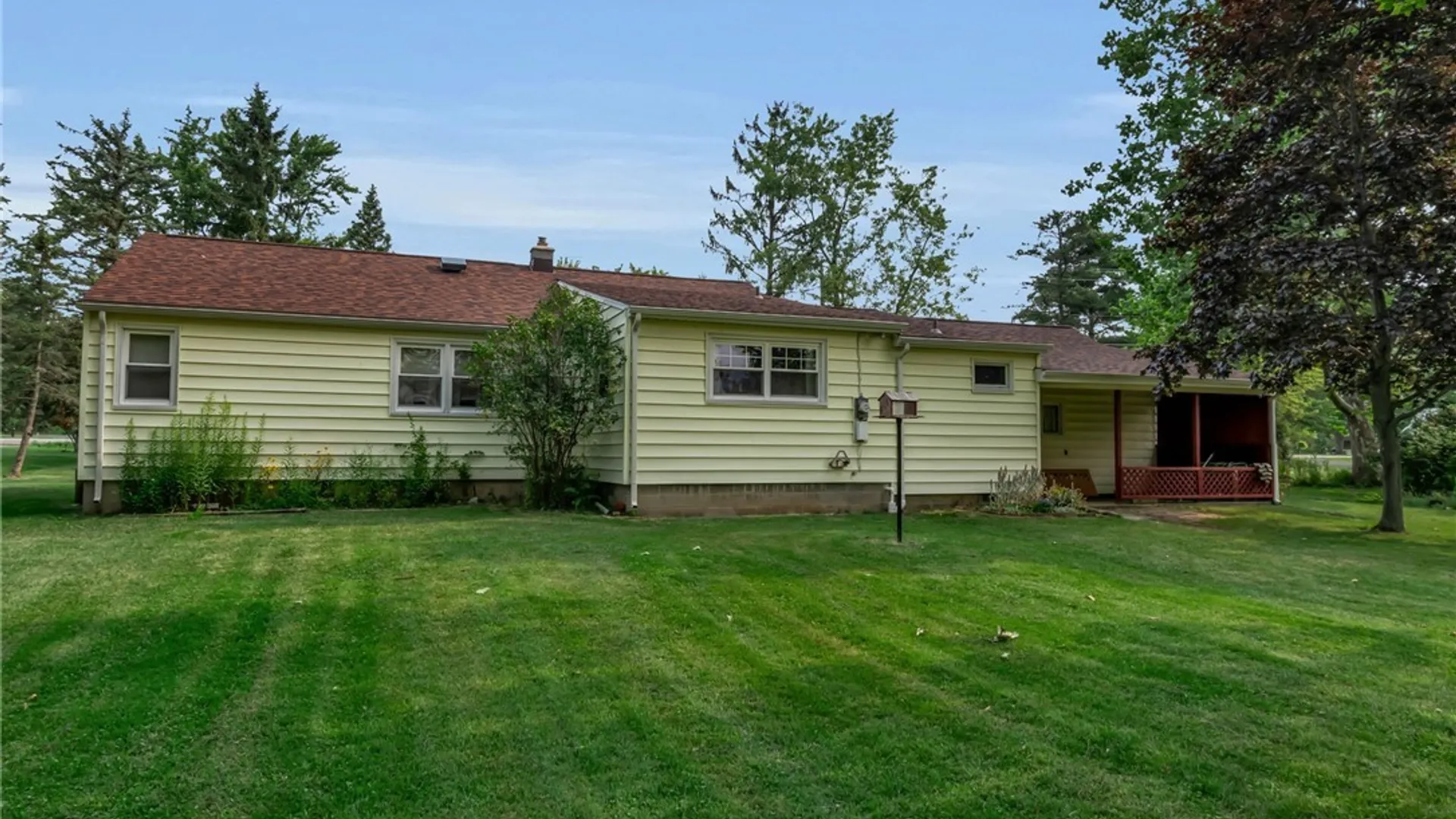 Property at 4906 Meyer Road, Pendleton, NY 14120 8