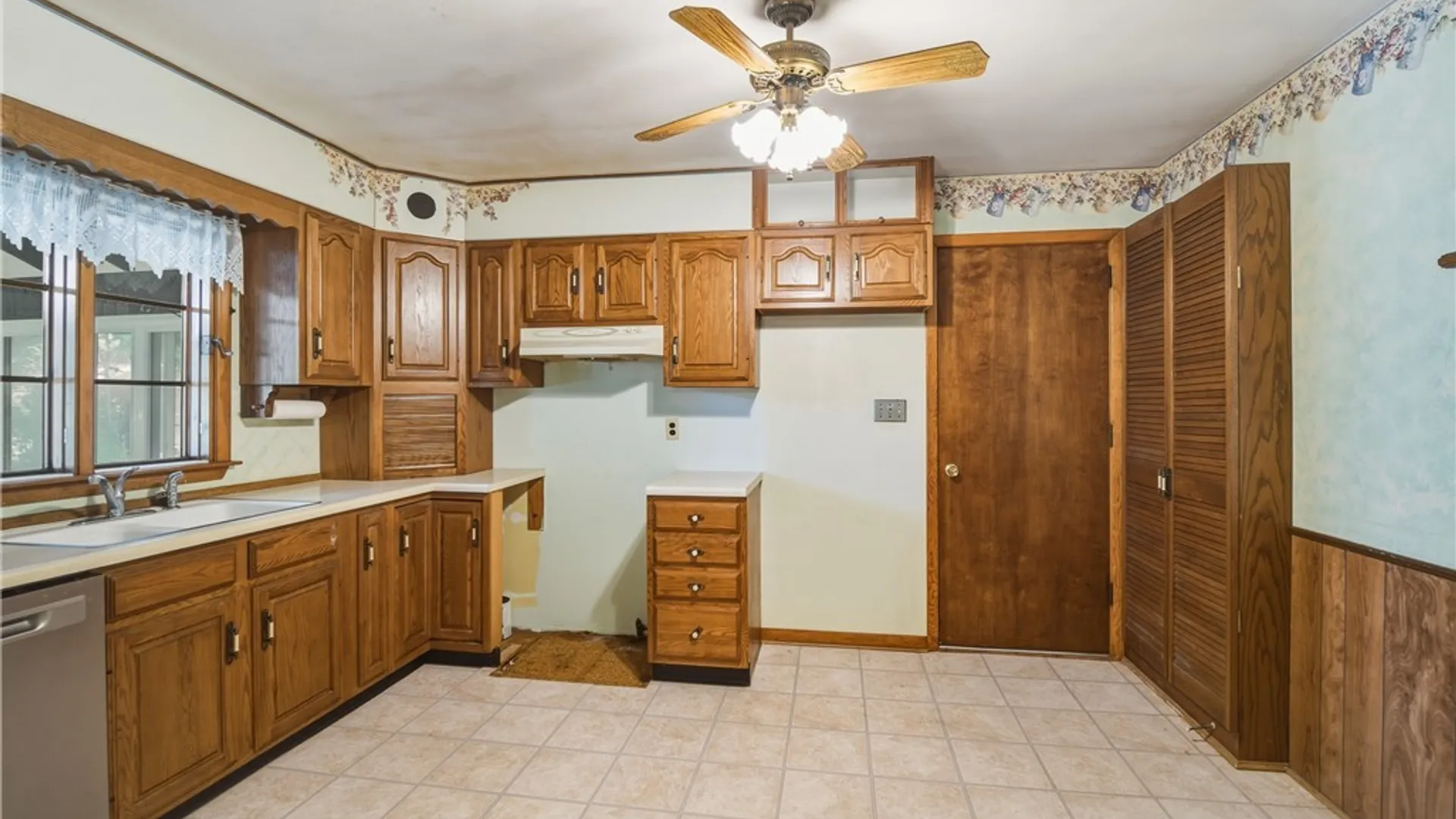 Property at 4 E Meadow Lane, Carroll, NY 14738 9