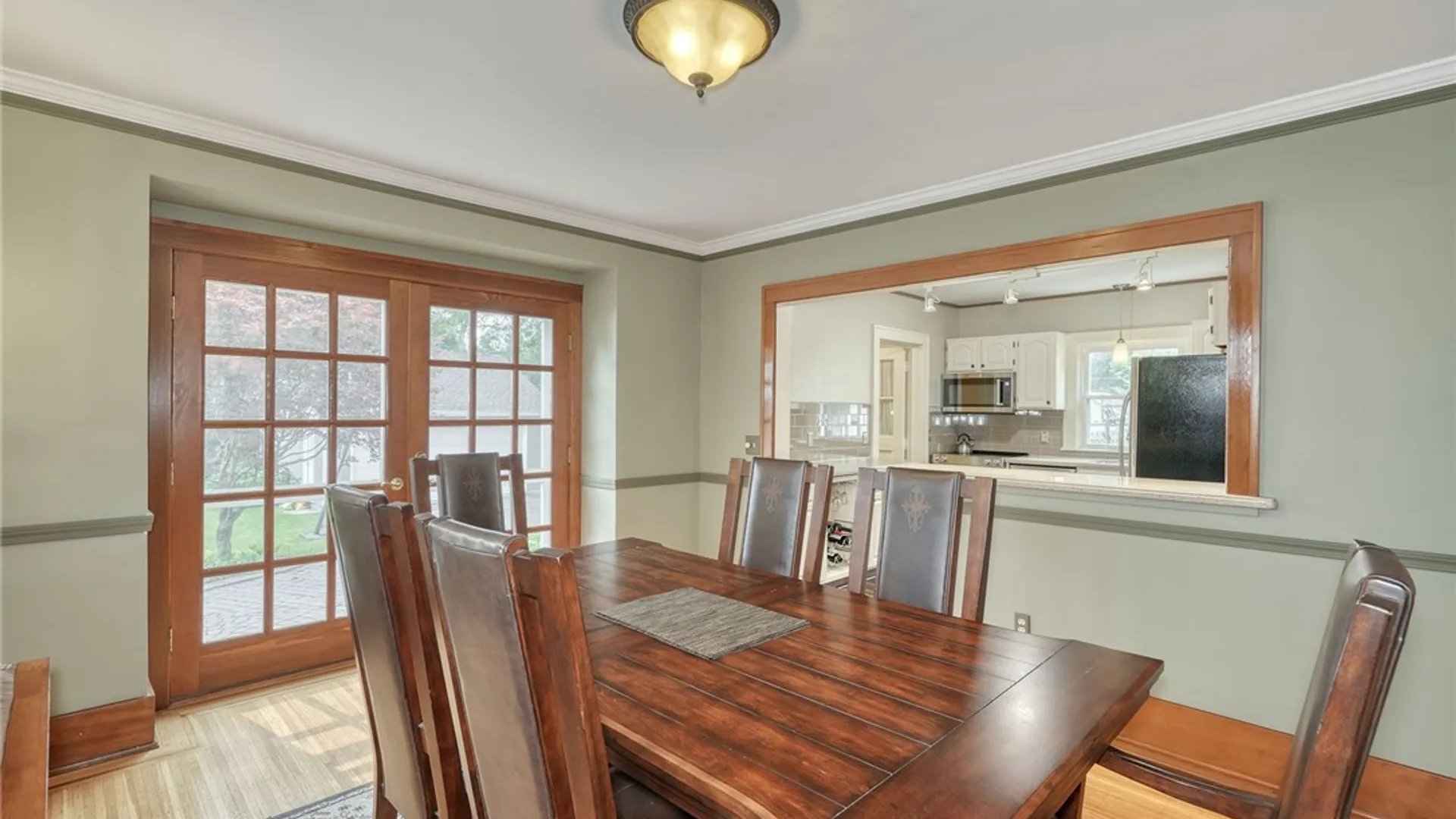 Property at 150 Eastland Avenue, Brighton, NY 14618 18