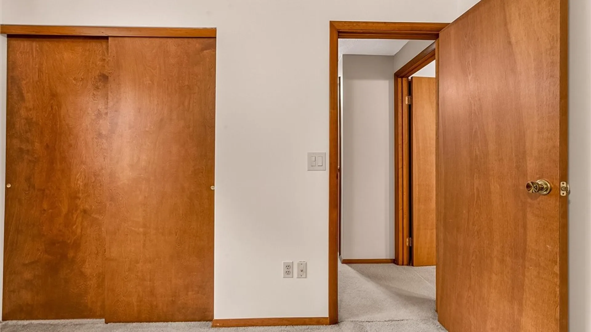 Property at 43 Fontana Lane, Greece, NY 14612 25