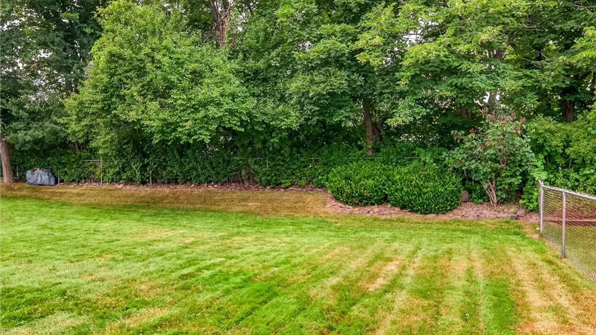 Property at 43 Fontana Lane, Greece, NY 14612 39