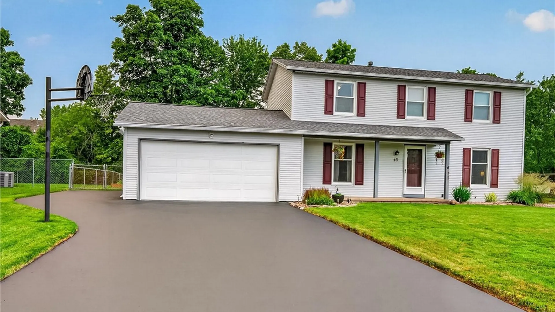 Property at 43 Fontana Lane, Greece, NY 14612 43