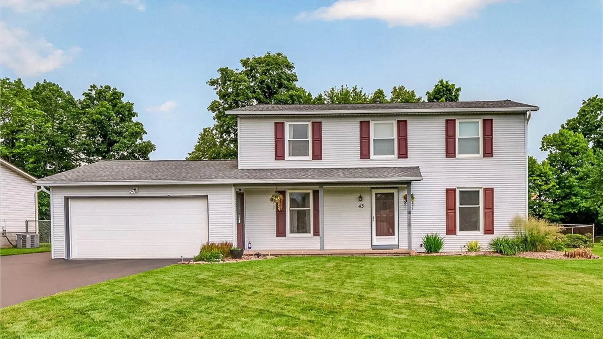 Property at 43 Fontana Lane, Greece, NY 14612 44