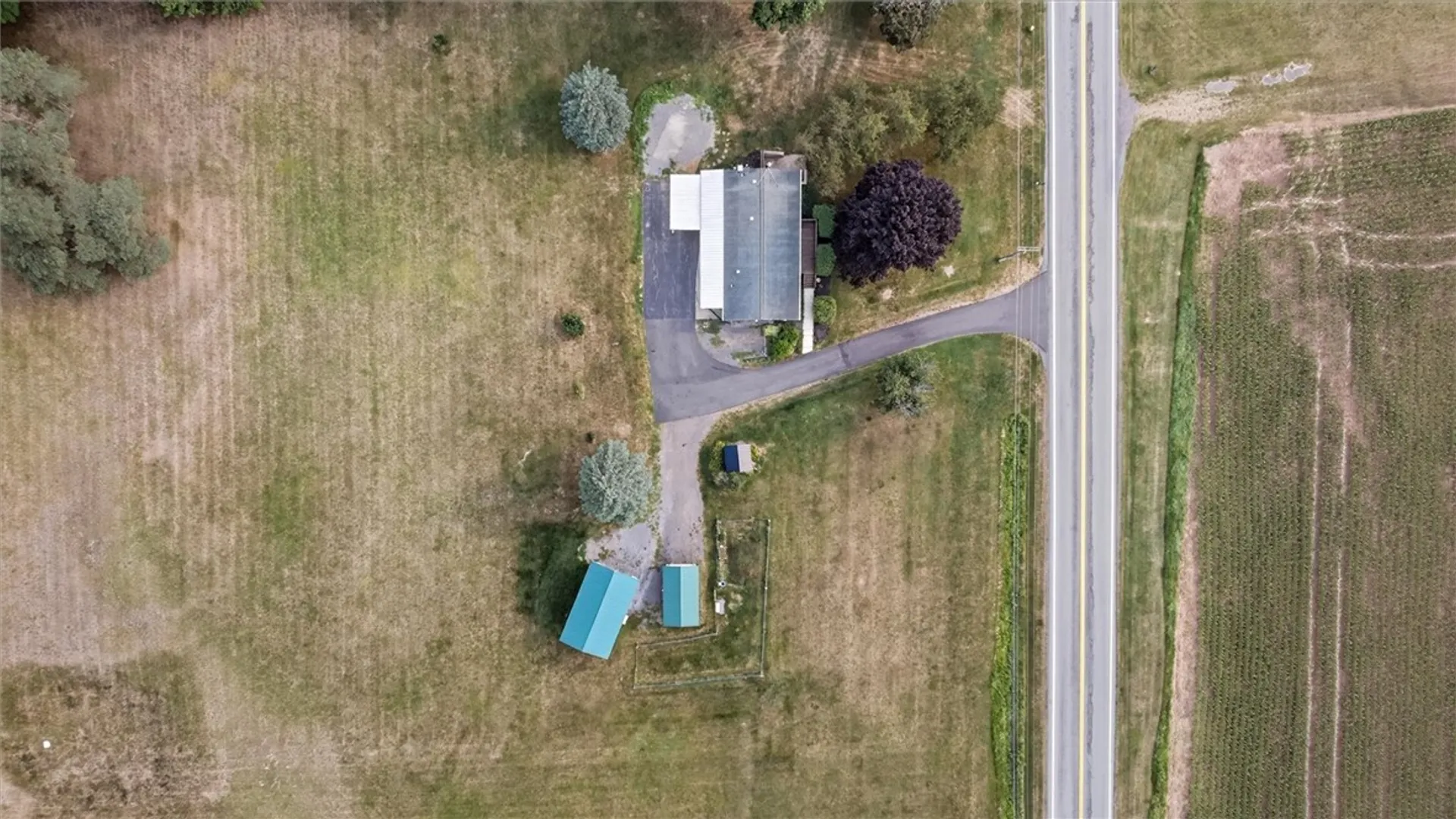 Property at 872 Brownsville Road, Victor, NY 14564 25
