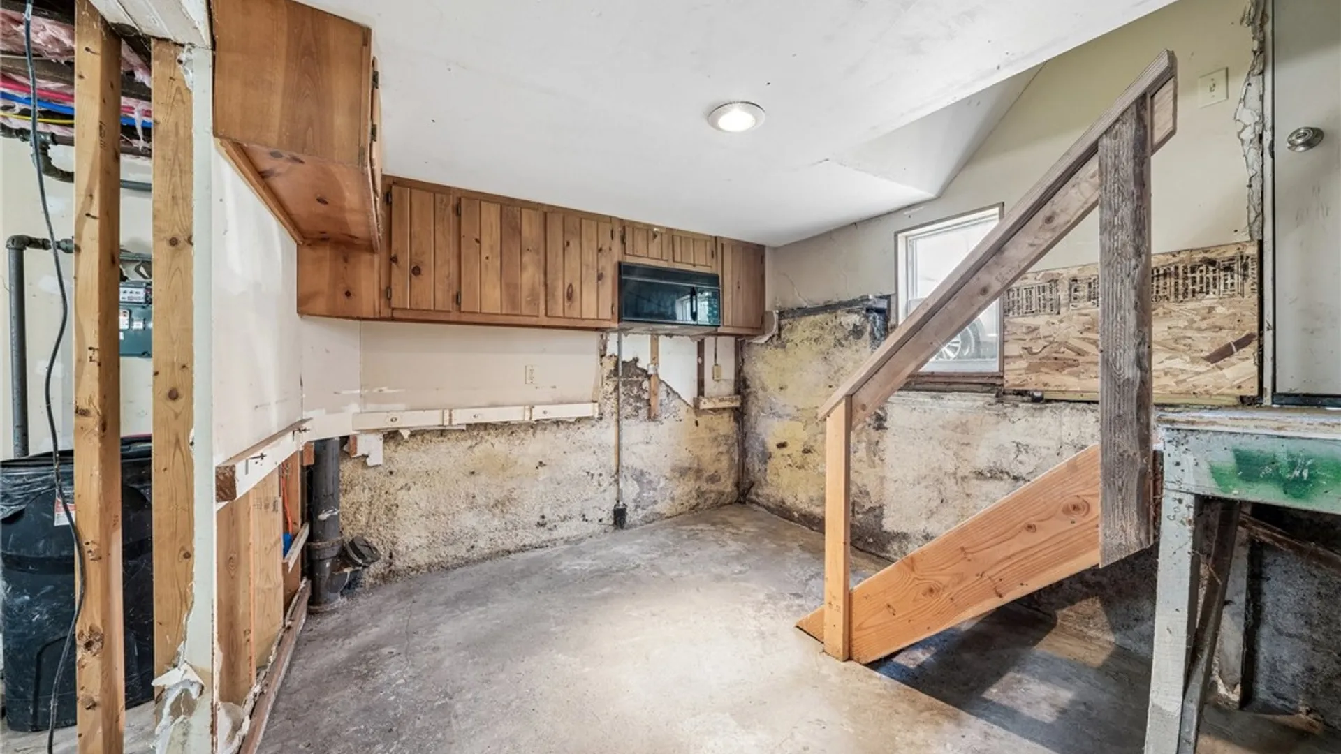 Property at 1 Colorado Avenue, Batavia City, NY 14020 26