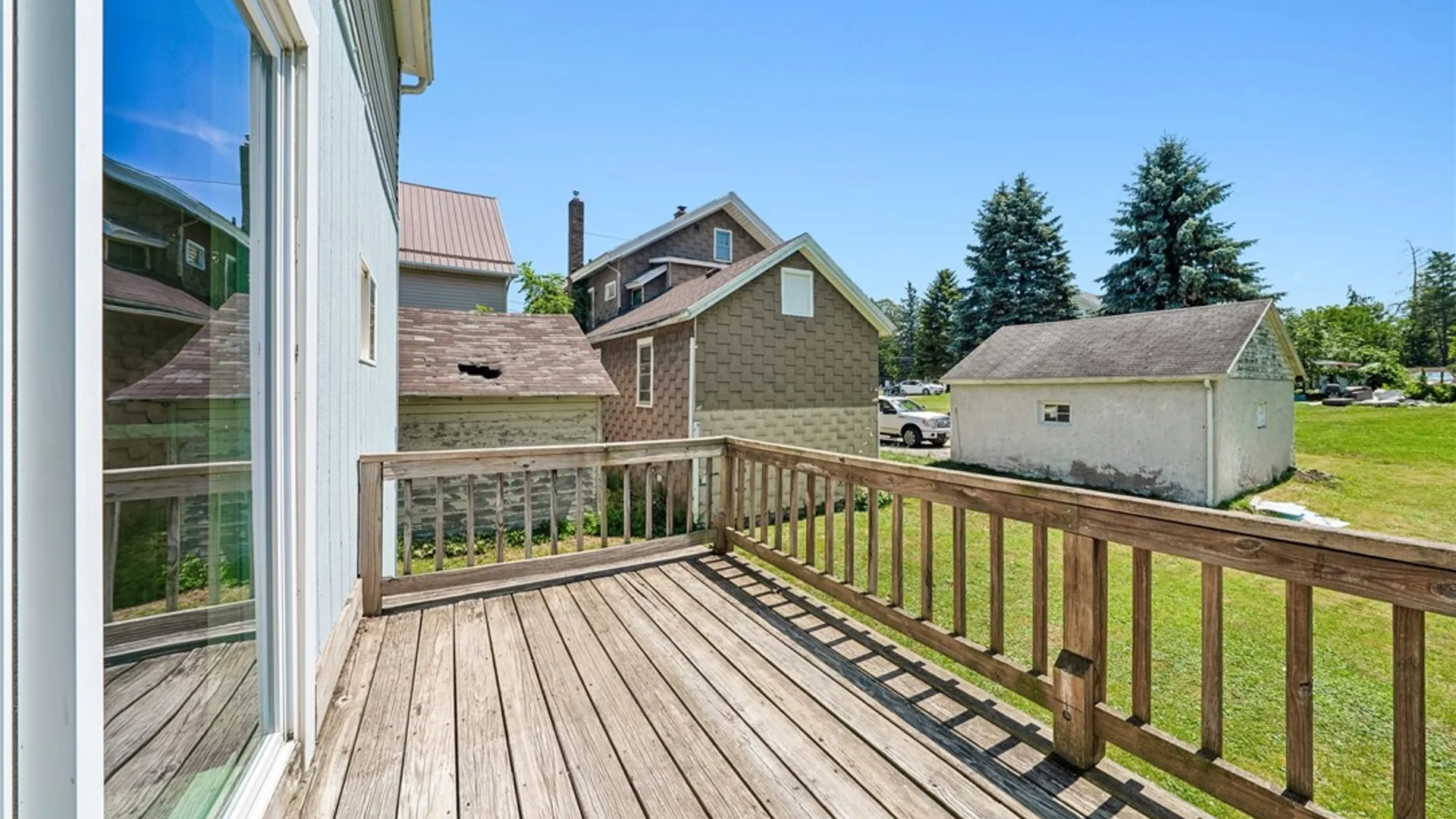 Property at 1 Colorado Avenue, Batavia City, NY 14020 28