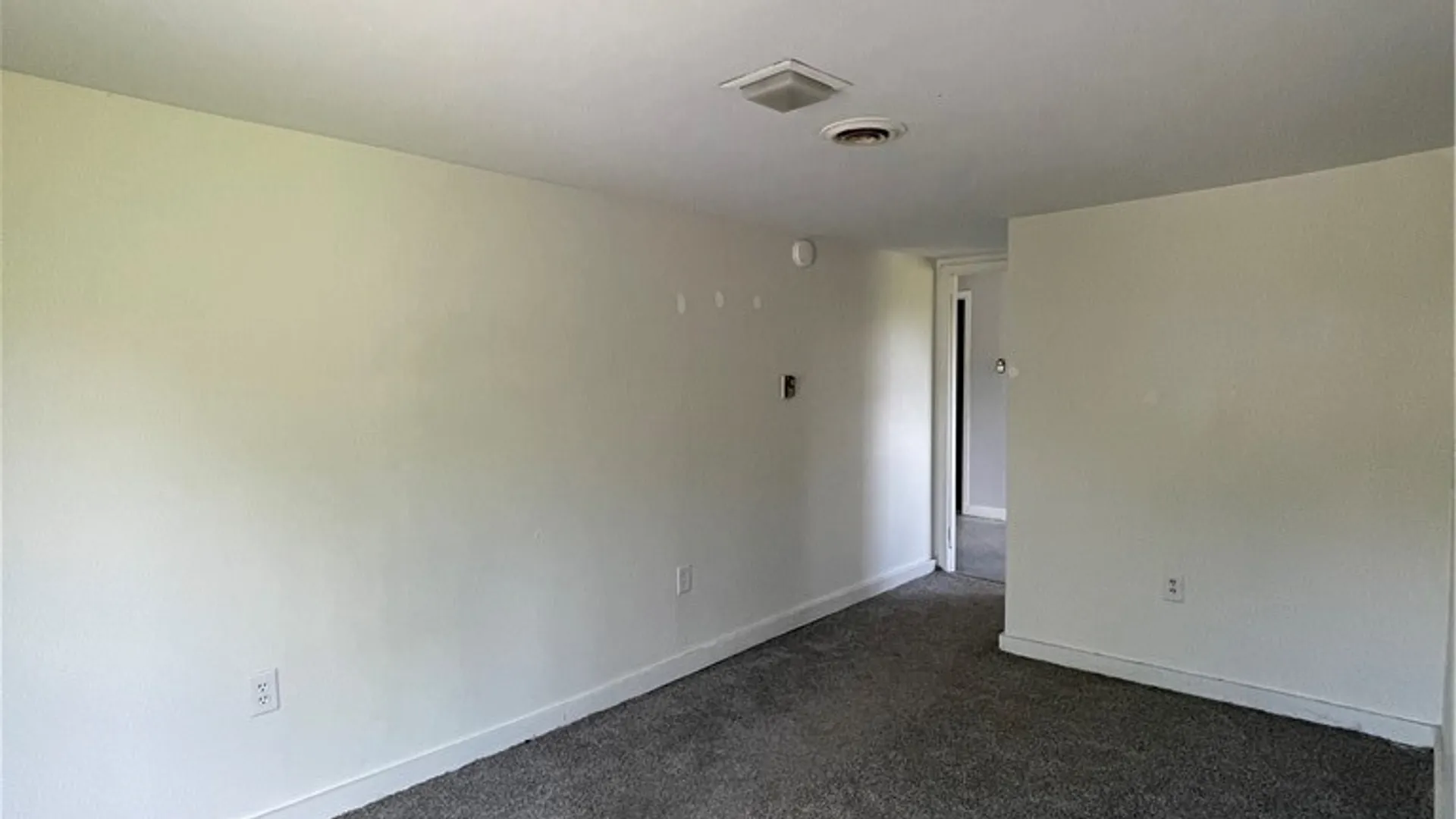 Property at 8013 State Route 13, Vienna, NY 13308 2