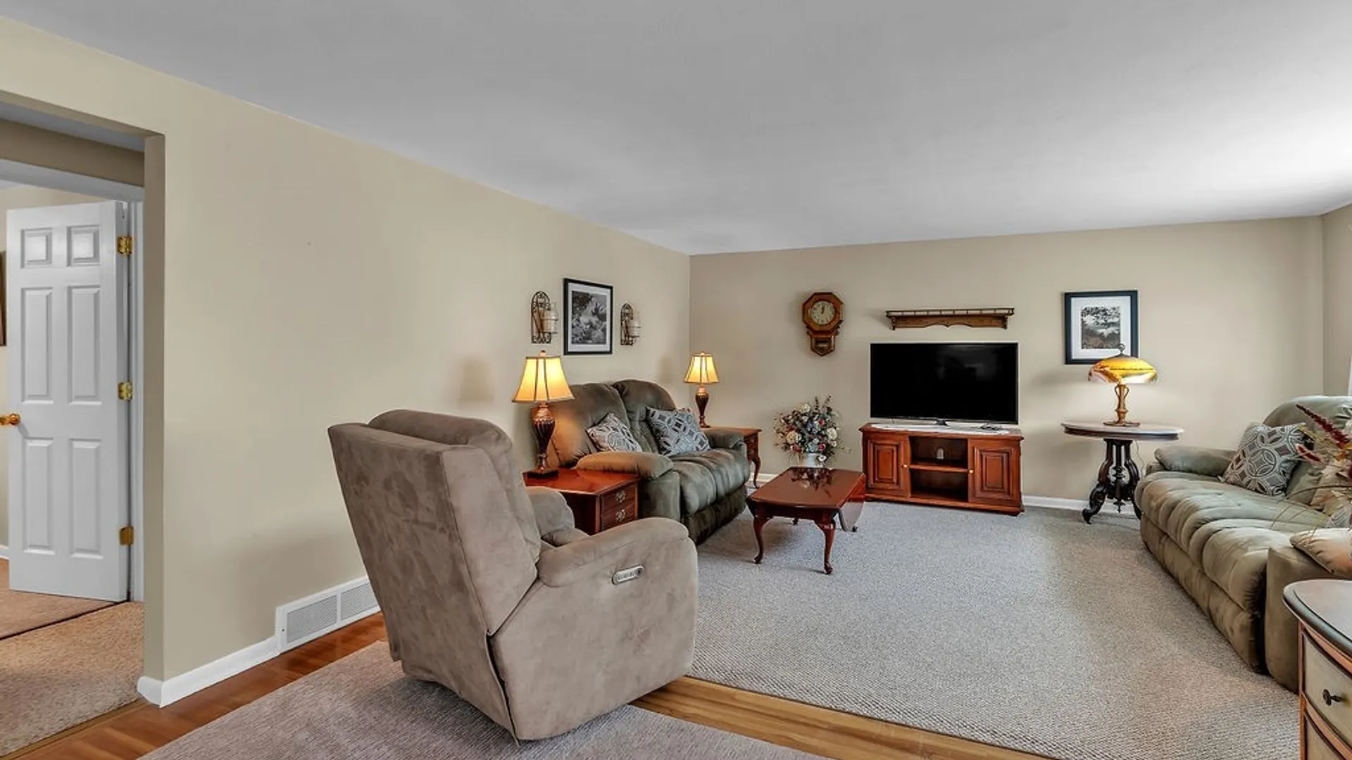 Property at 143 Joseph Street, Cheektowaga, NY 14225 6