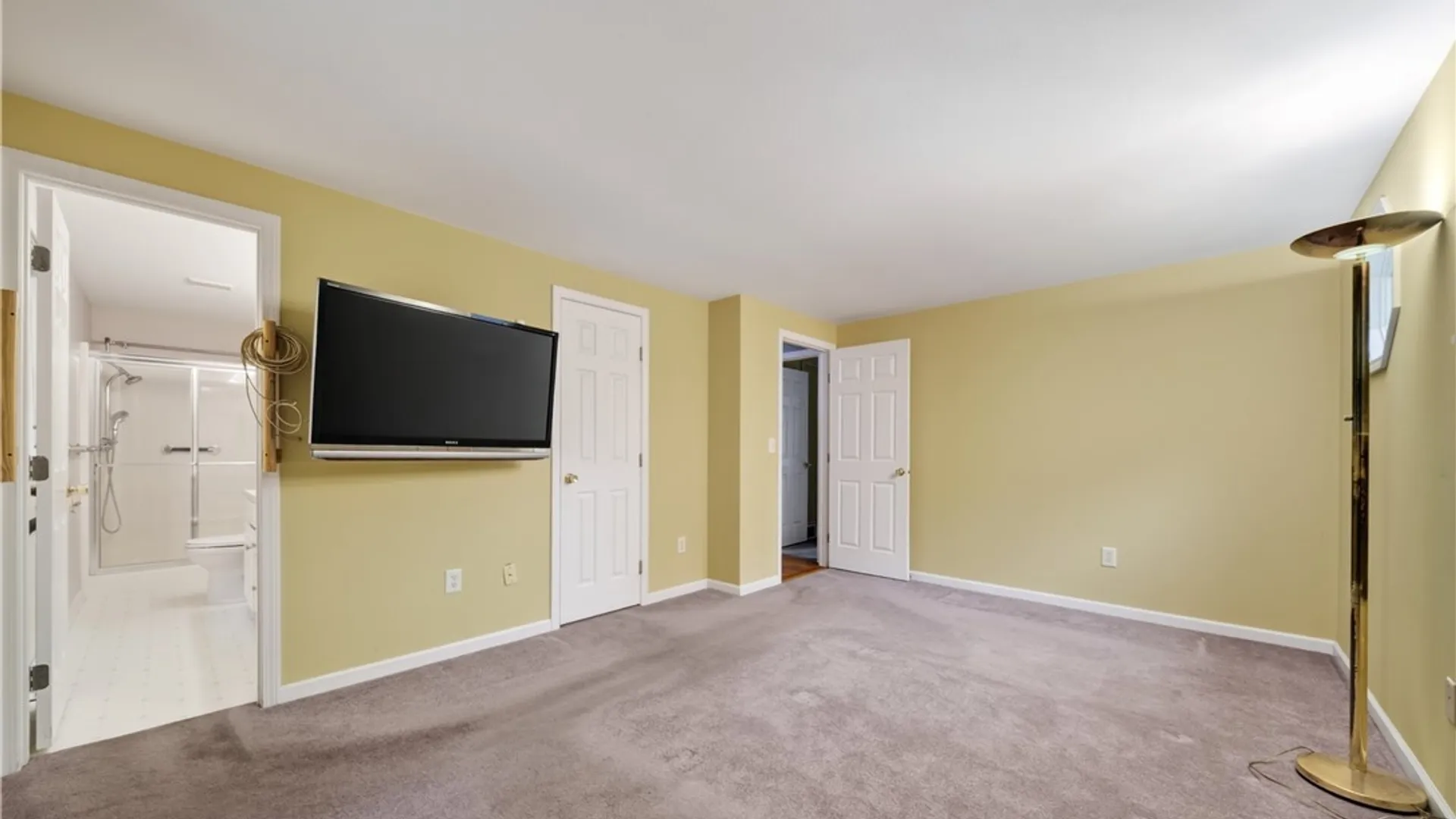 Property at 7554 Sugarwood Lane, Clay, NY 13212 17
