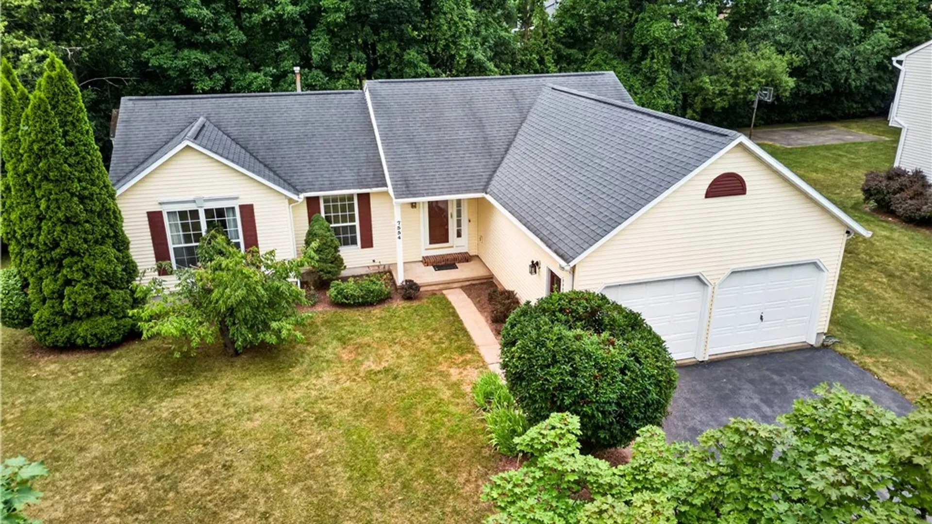 Property at 7554 Sugarwood Lane, Clay, NY 13212 49