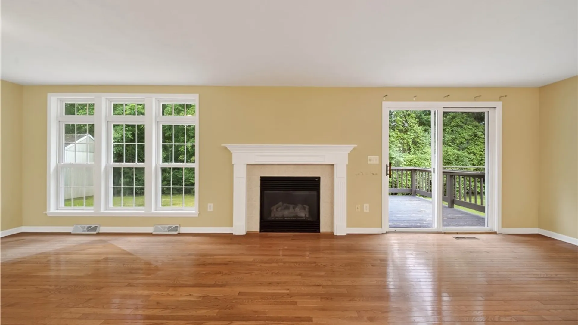Property at 7554 Sugarwood Lane, Clay, NY 13212 8