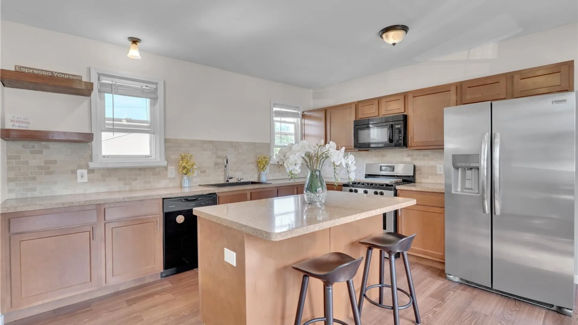 Property at 19 Little Place, Lancaster, NY 14043 15