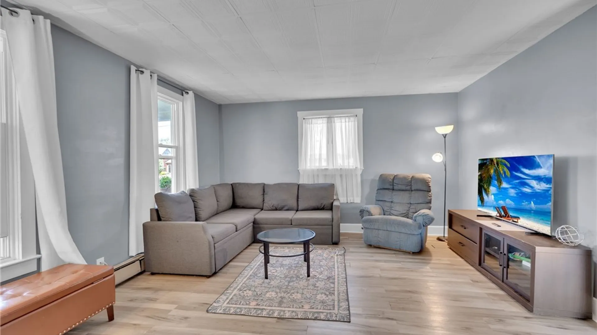 Property at 19 Little Place, Lancaster, NY 14043 7