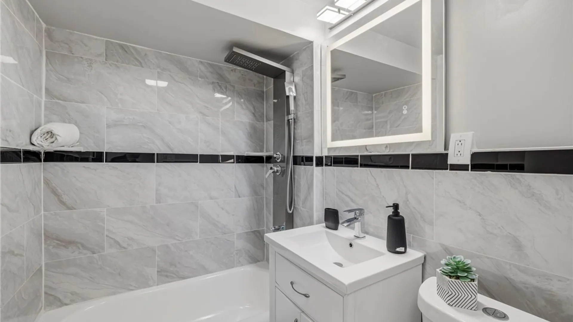 Property at 381 Northumberland Avenue, Buffalo, NY 14215 15