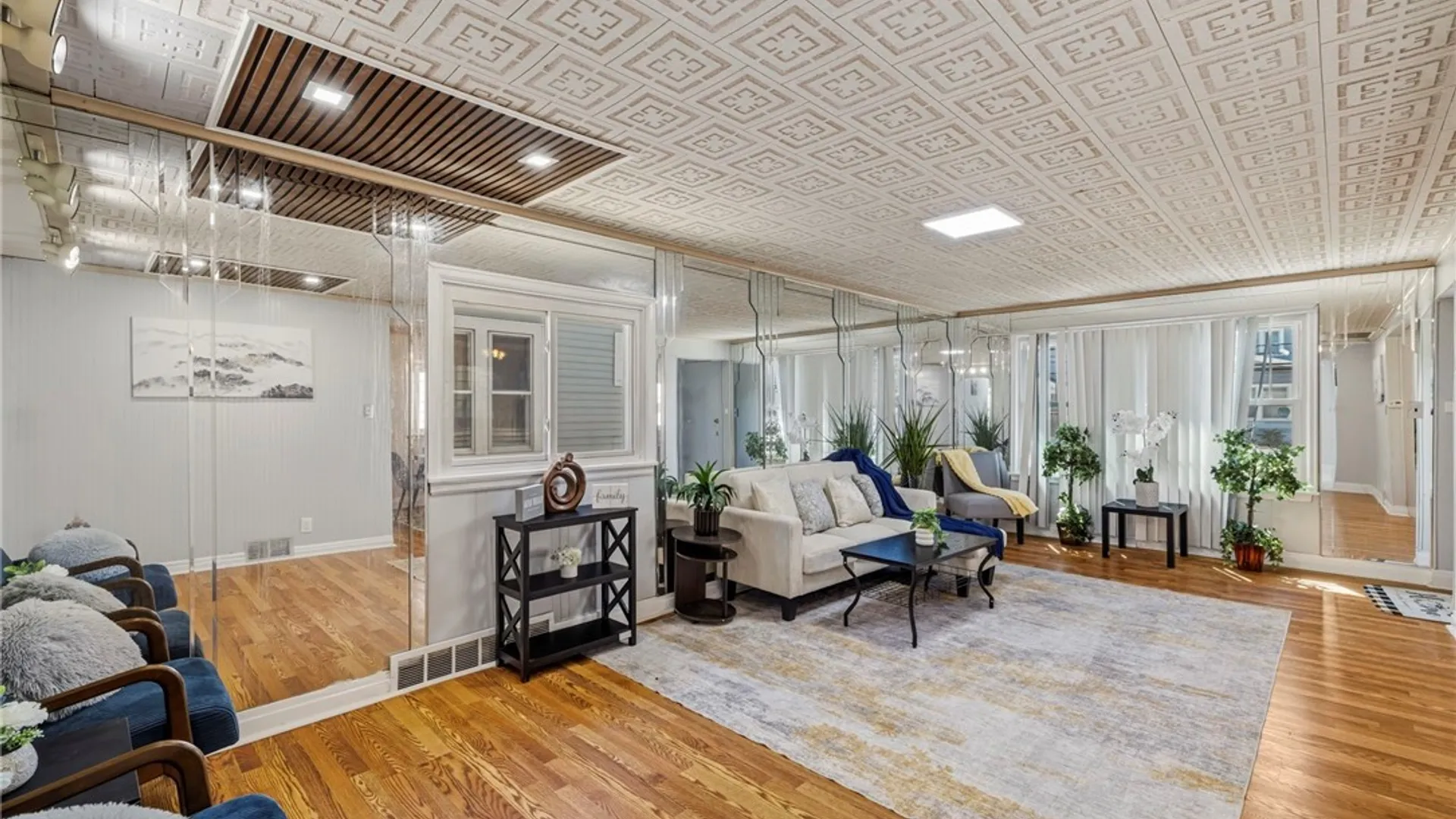 Property at 381 Northumberland Avenue, Buffalo, NY 14215 8