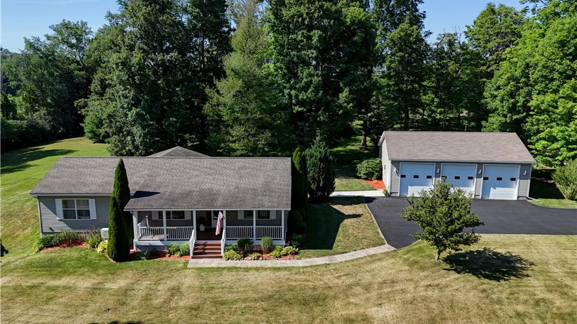 Property at 3620 Outlet Road, Manchester, NY 14548 4