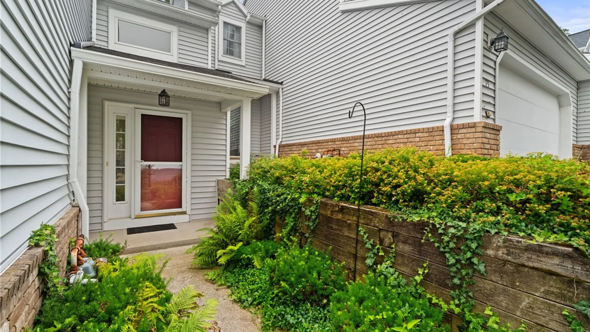 Property at 73 Windward Way, Canandaigua City, NY 14424 3