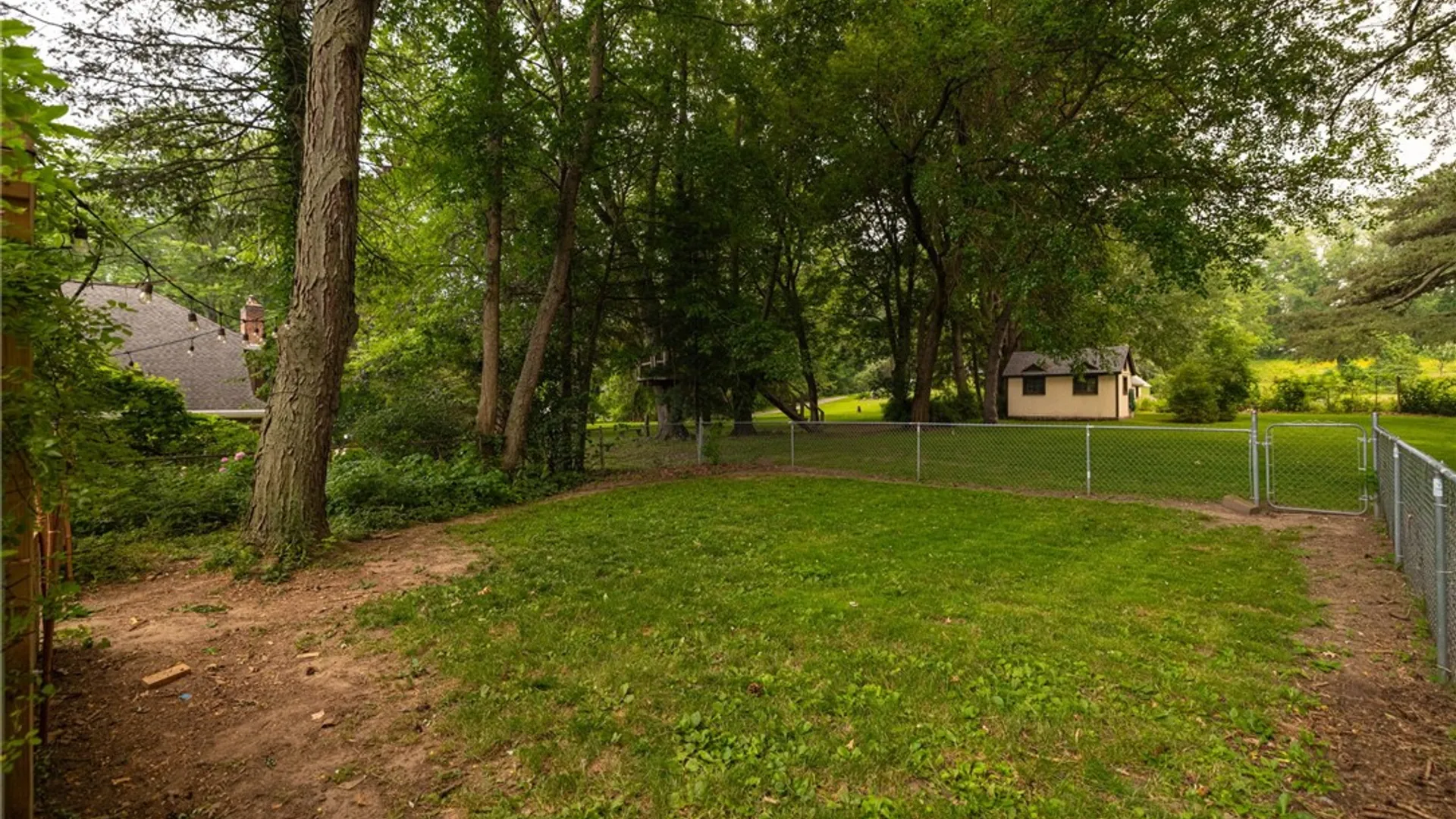Property at 887 Titus Avenue, Irondequoit, NY 14617 42