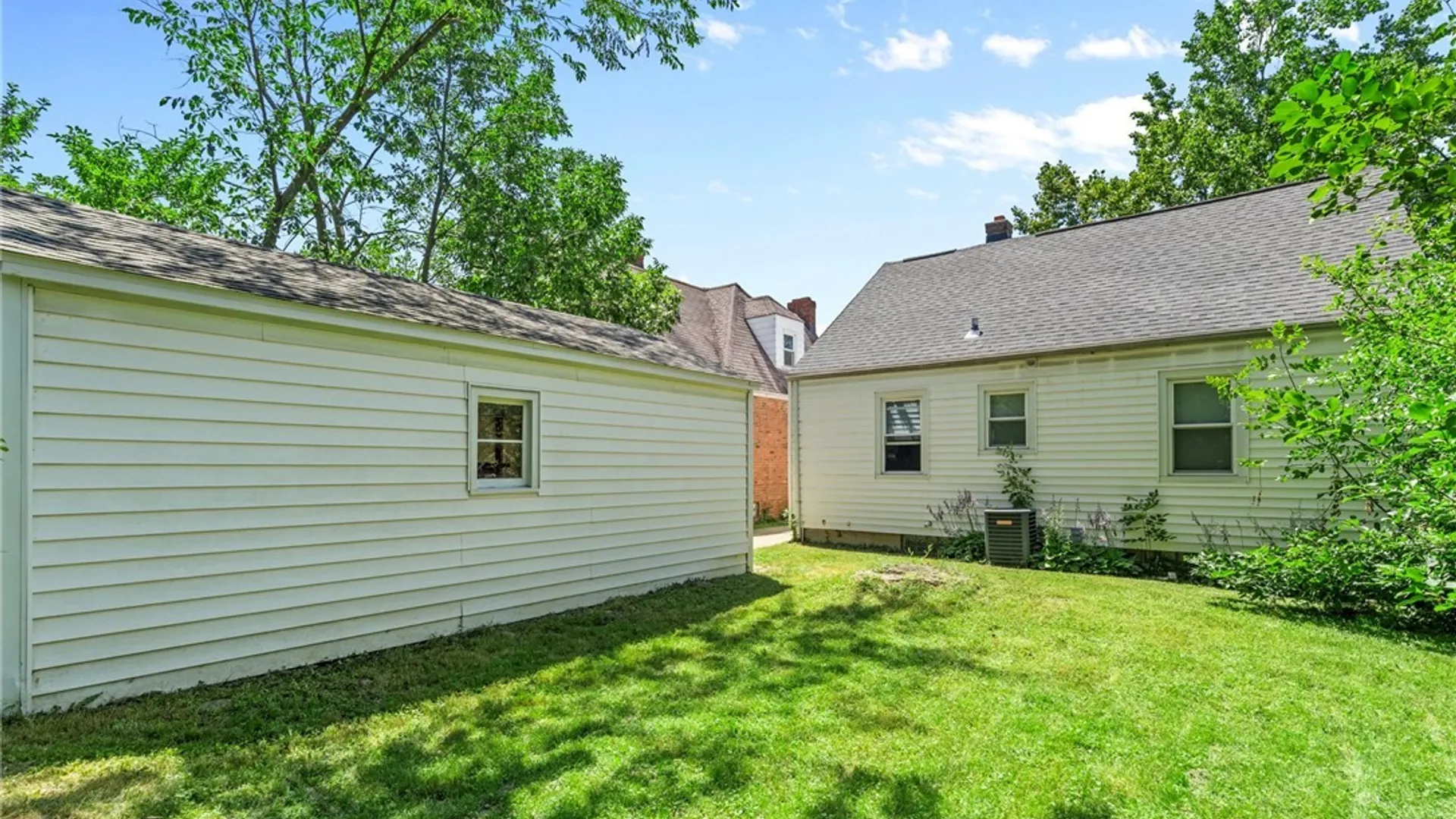 Property at 4295 Bailey Avenue, Amherst, NY 14226 18