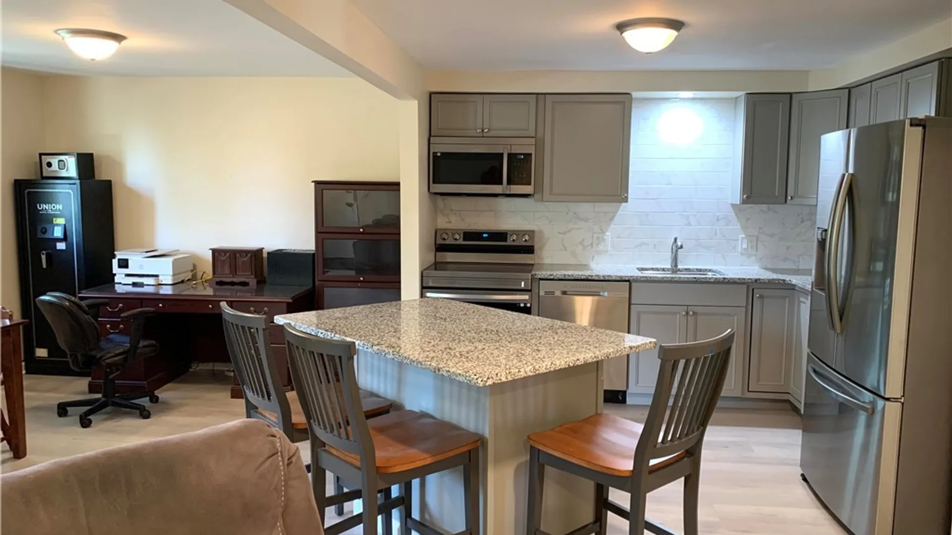 Property at 71 Georgian Lane #7 Lane, Amherst, NY 14221 3