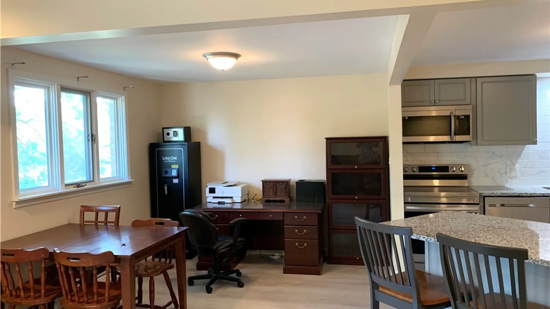 Property at 71 Georgian Lane #7 Lane, Amherst, NY 14221 6